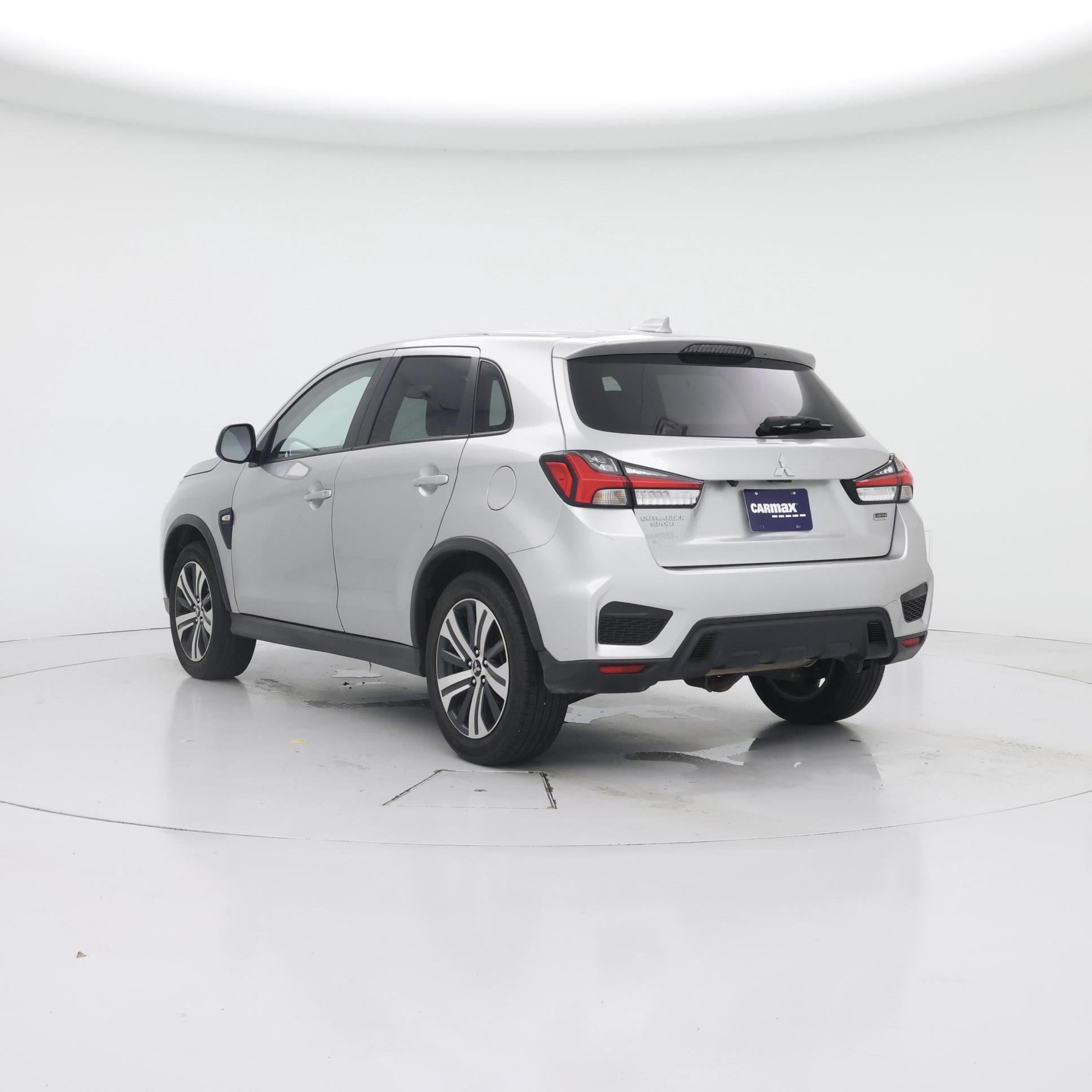 Thumbnail: 2023 Mitsubishi Outlander Sport - 2