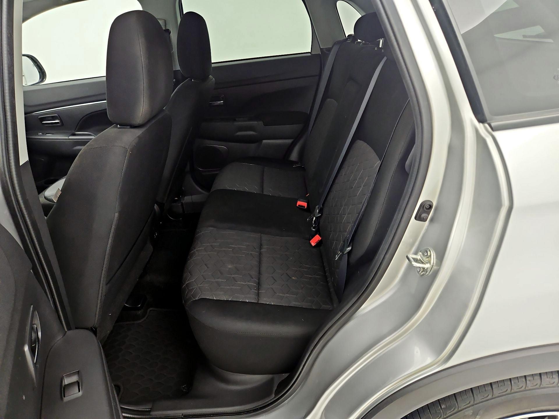 Thumbnail: 2023 Mitsubishi Outlander Sport - 20