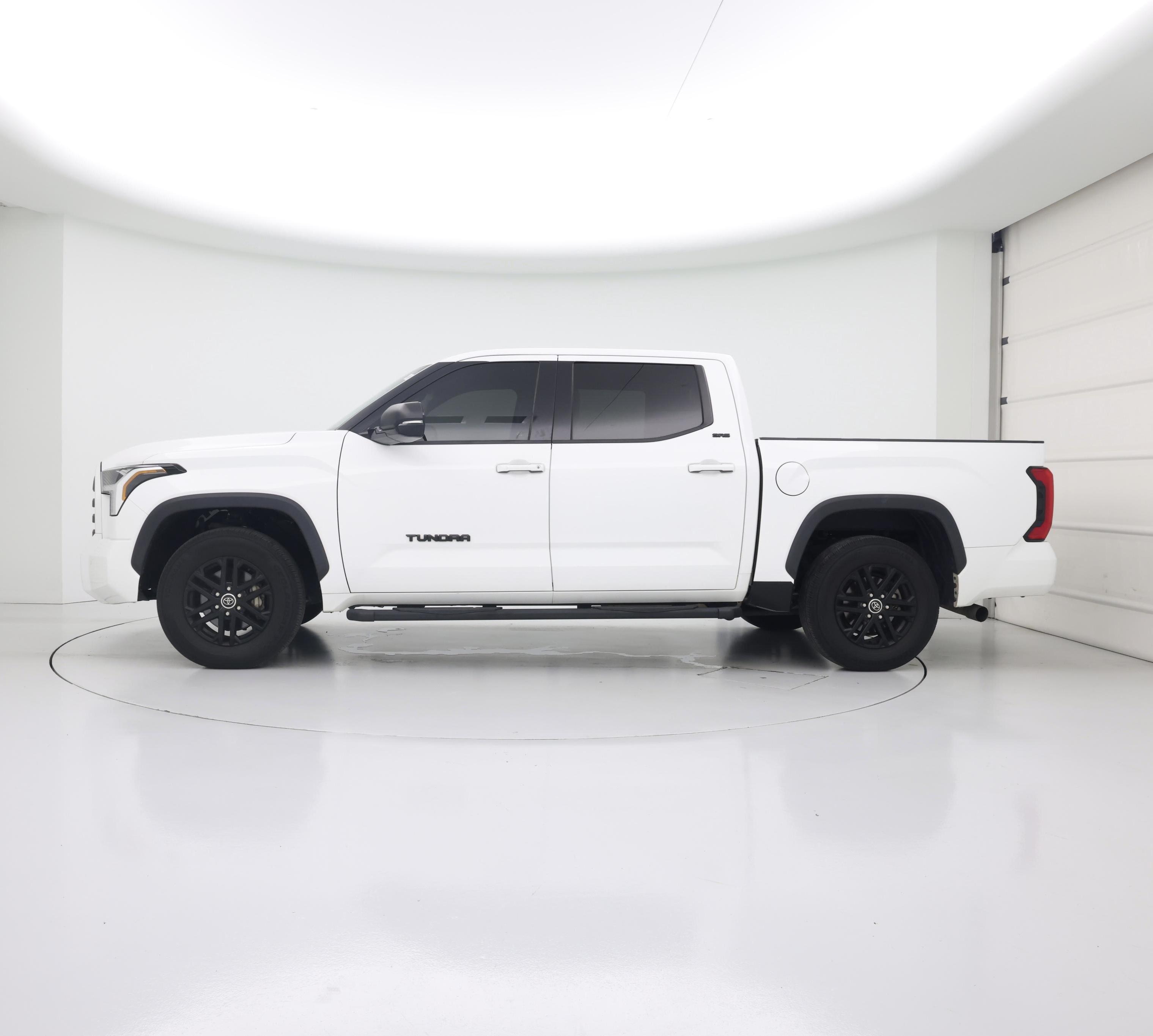 Thumbnail: 2022 Toyota Tundra - 3