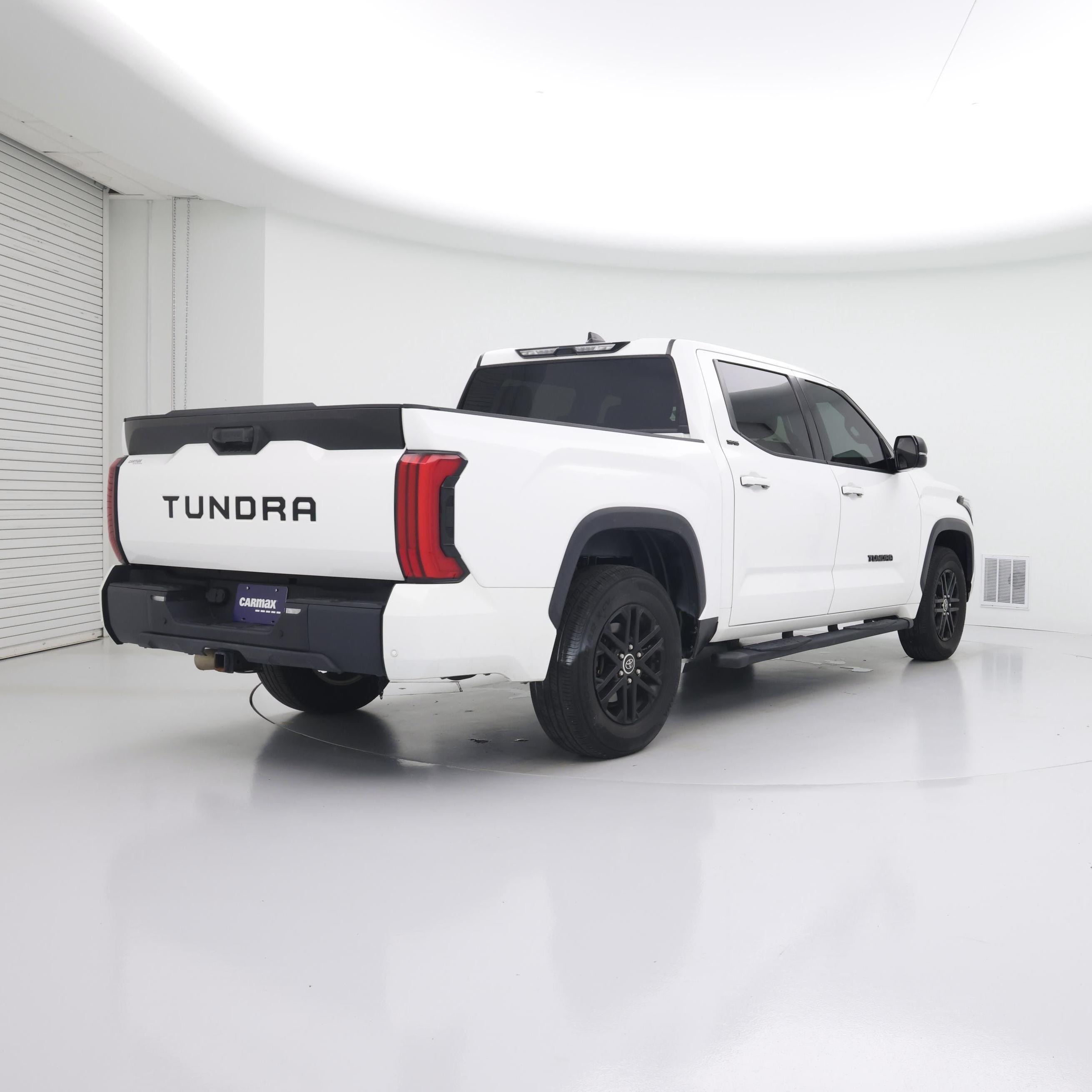 Thumbnail: 2022 Toyota Tundra - 8