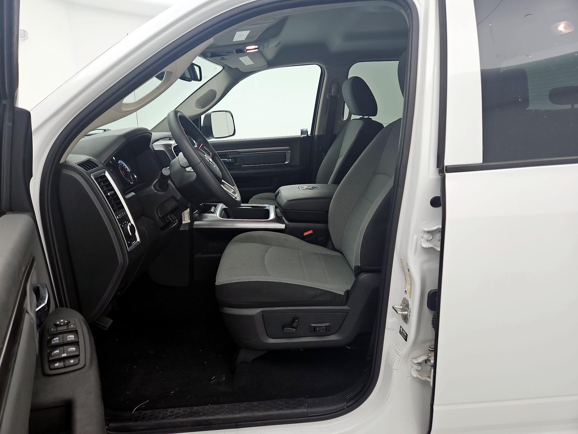 Thumbnail: 2023 RAM 1500 Classic - 11