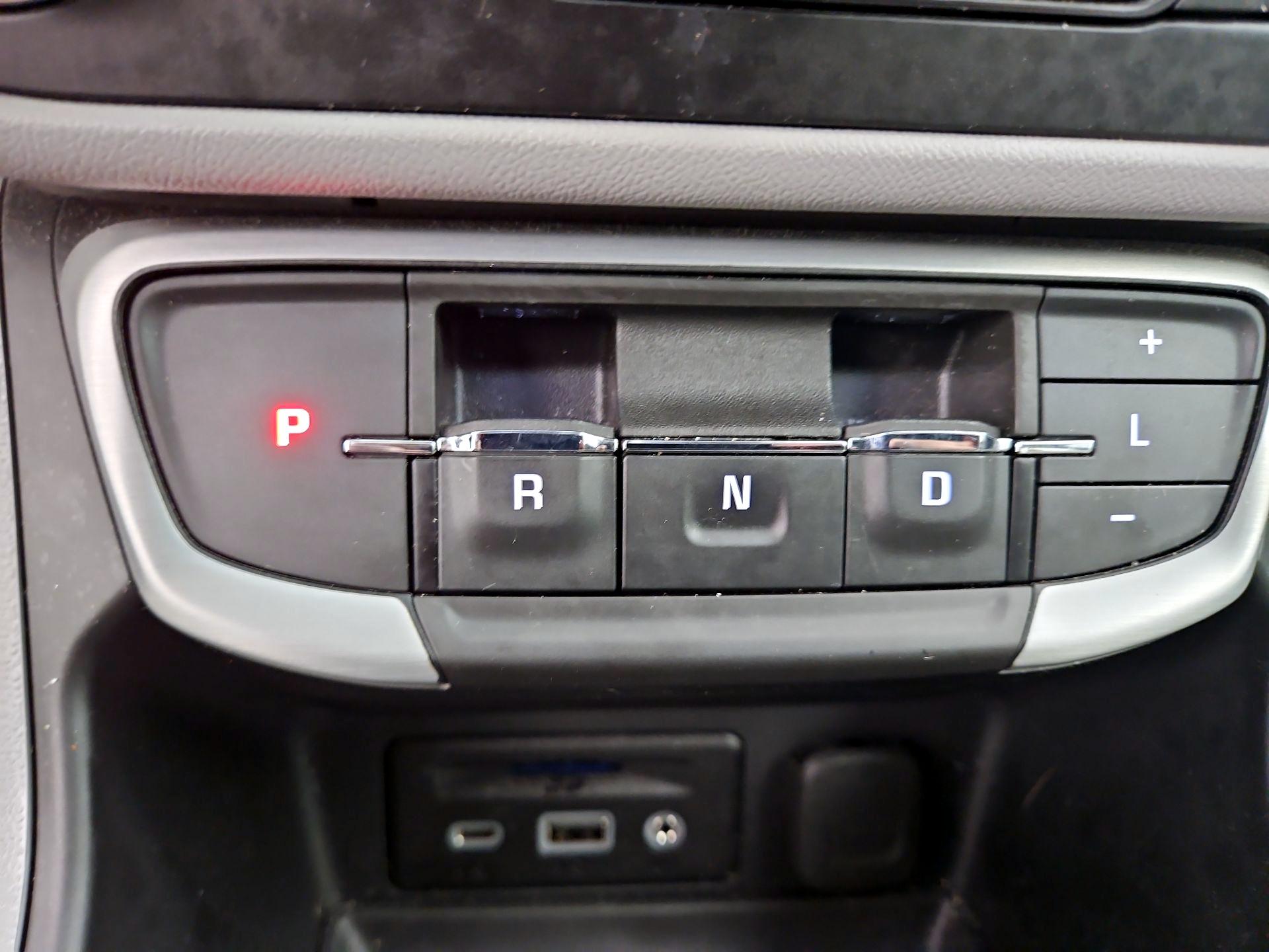 Thumbnail: 2023 GMC Terrain - 17