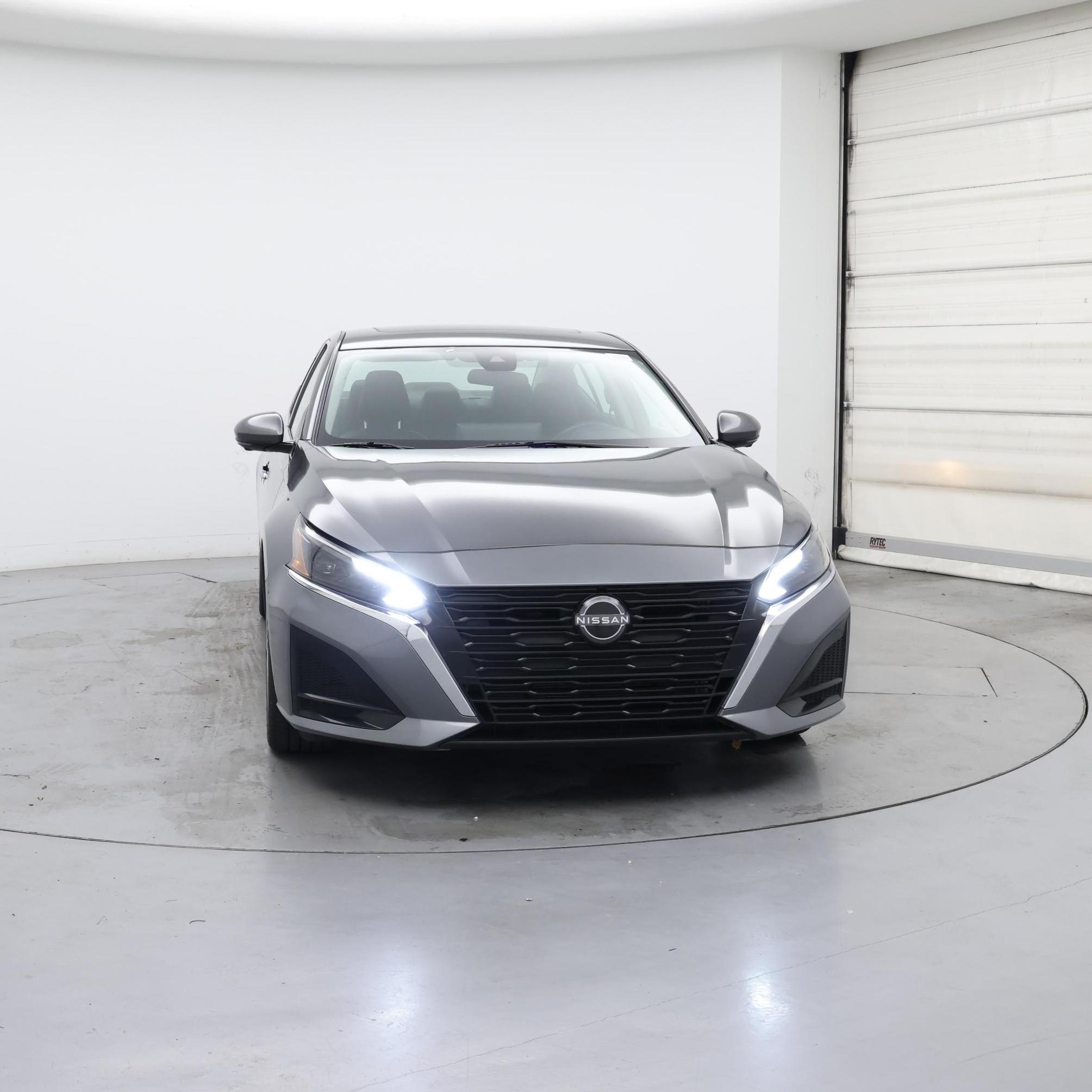 Thumbnail: 2023 Nissan Altima - 5