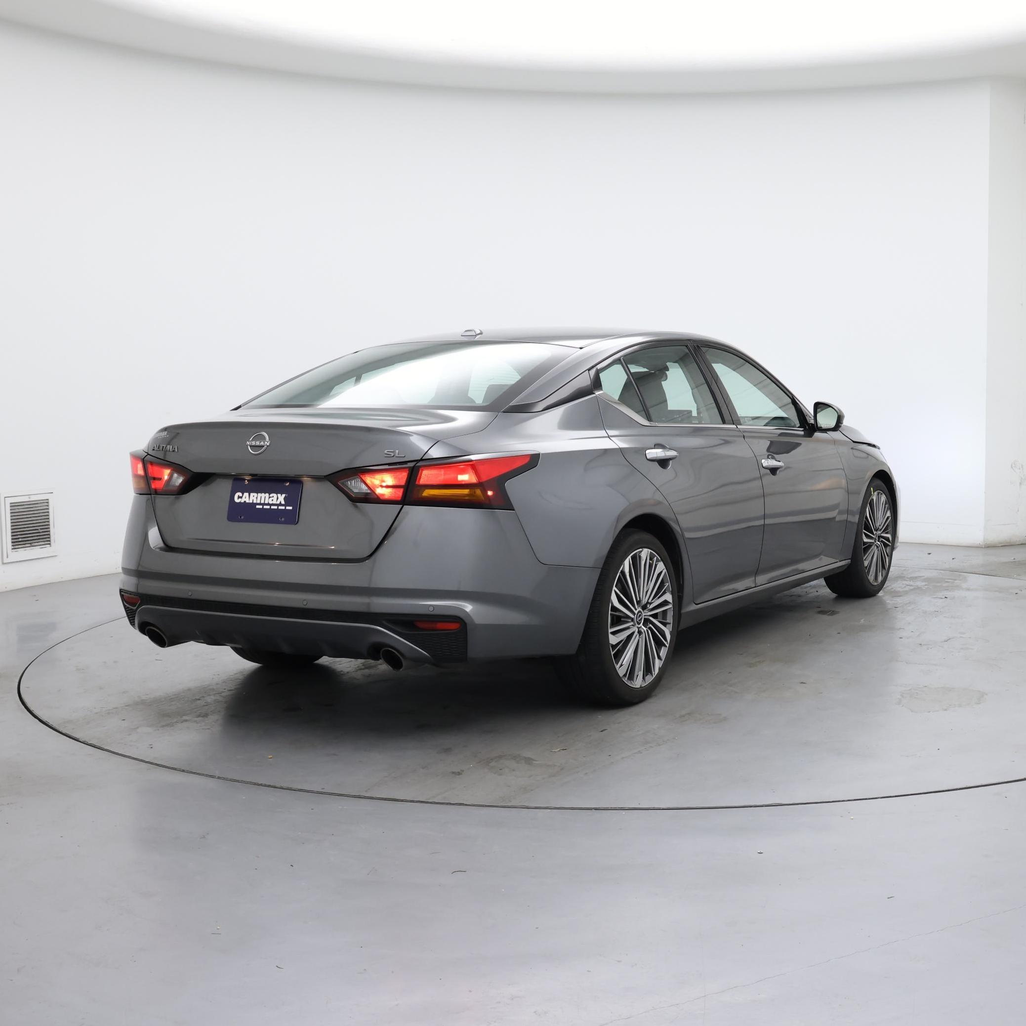 Thumbnail: 2023 Nissan Altima - 8