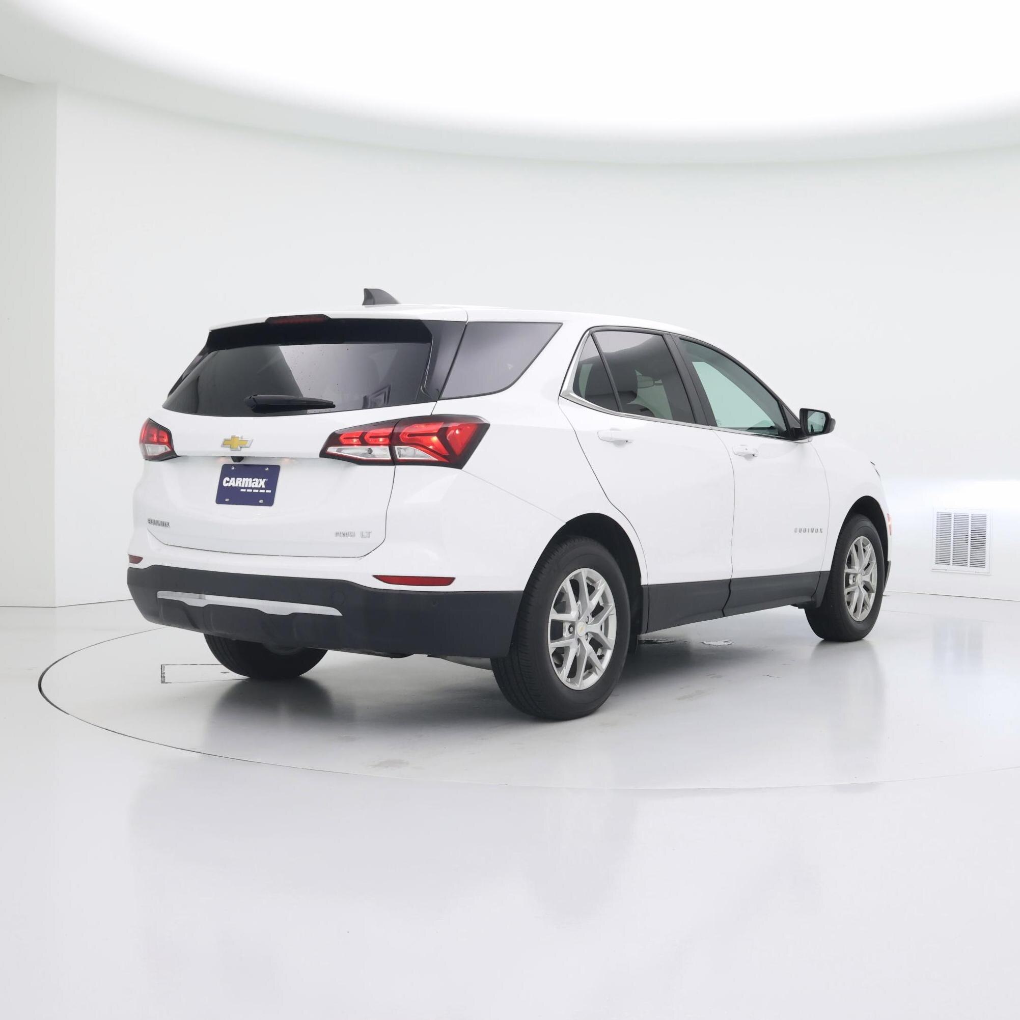 Thumbnail: 2023 Chevrolet Equinox - 8