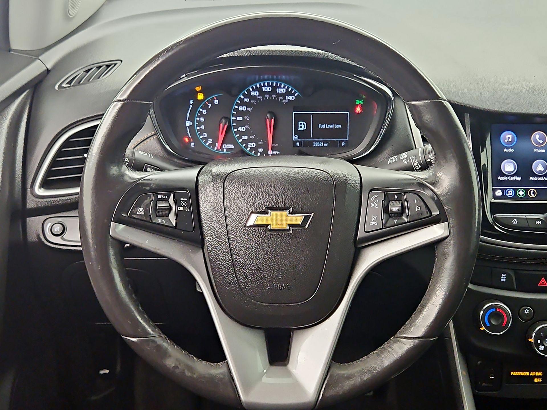 Thumbnail: 2022 Chevrolet Trax - 10