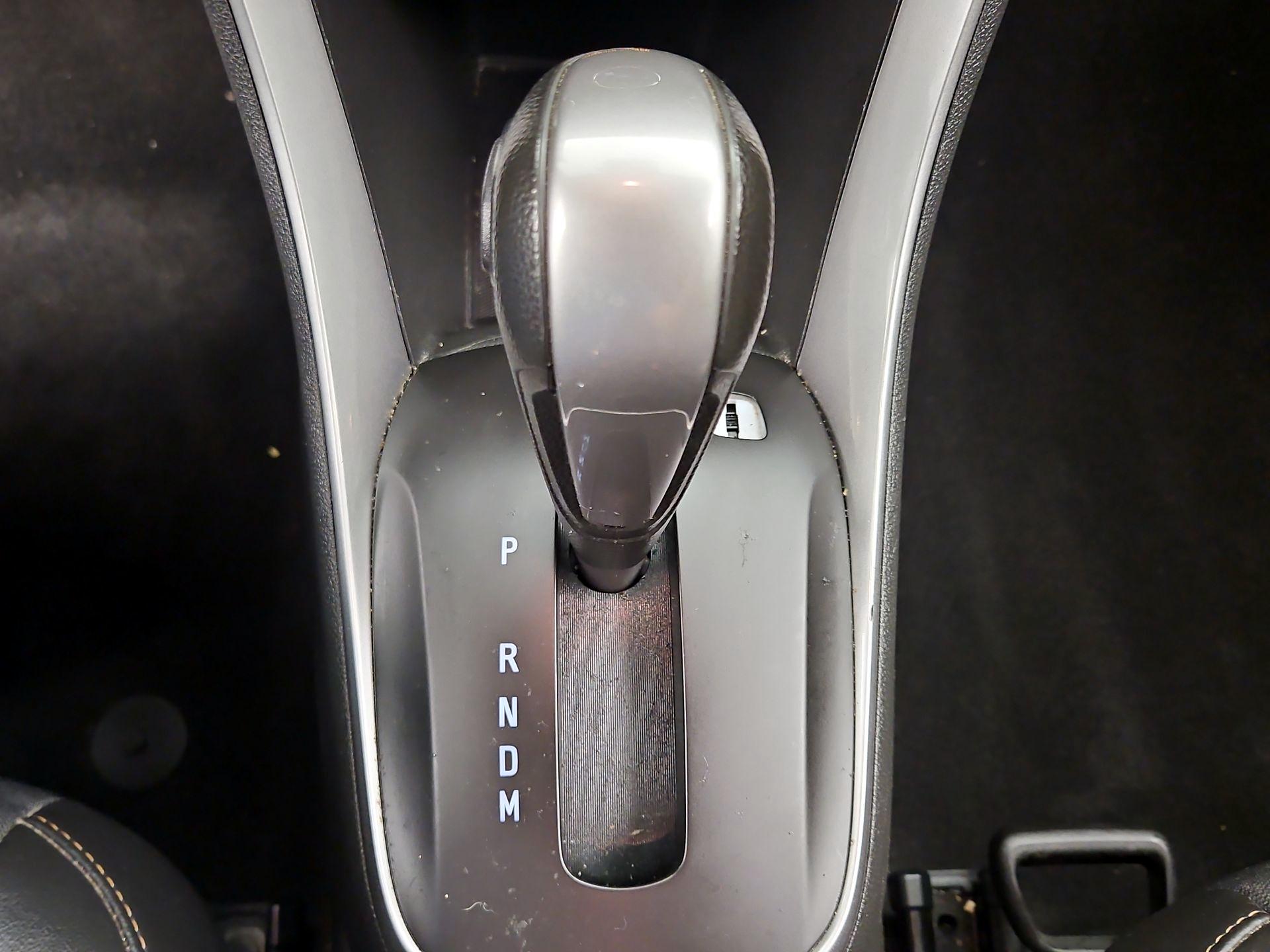 Thumbnail: 2022 Chevrolet Trax - 17