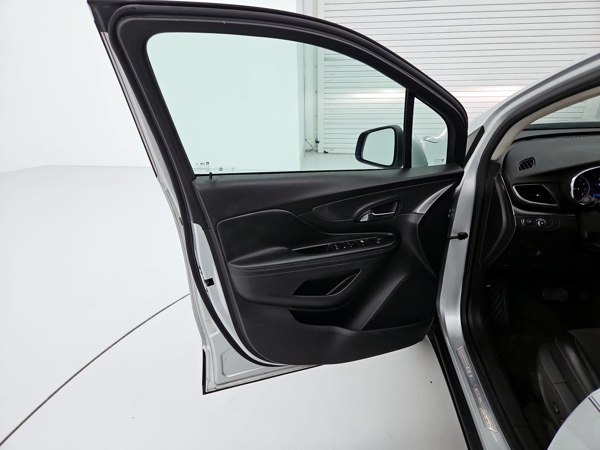 Thumbnail: 2020 Buick Encore - 12
