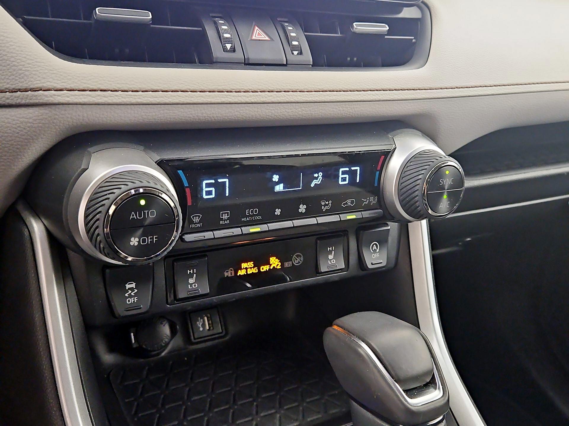Thumbnail: 2023 Toyota RAV4 - 16