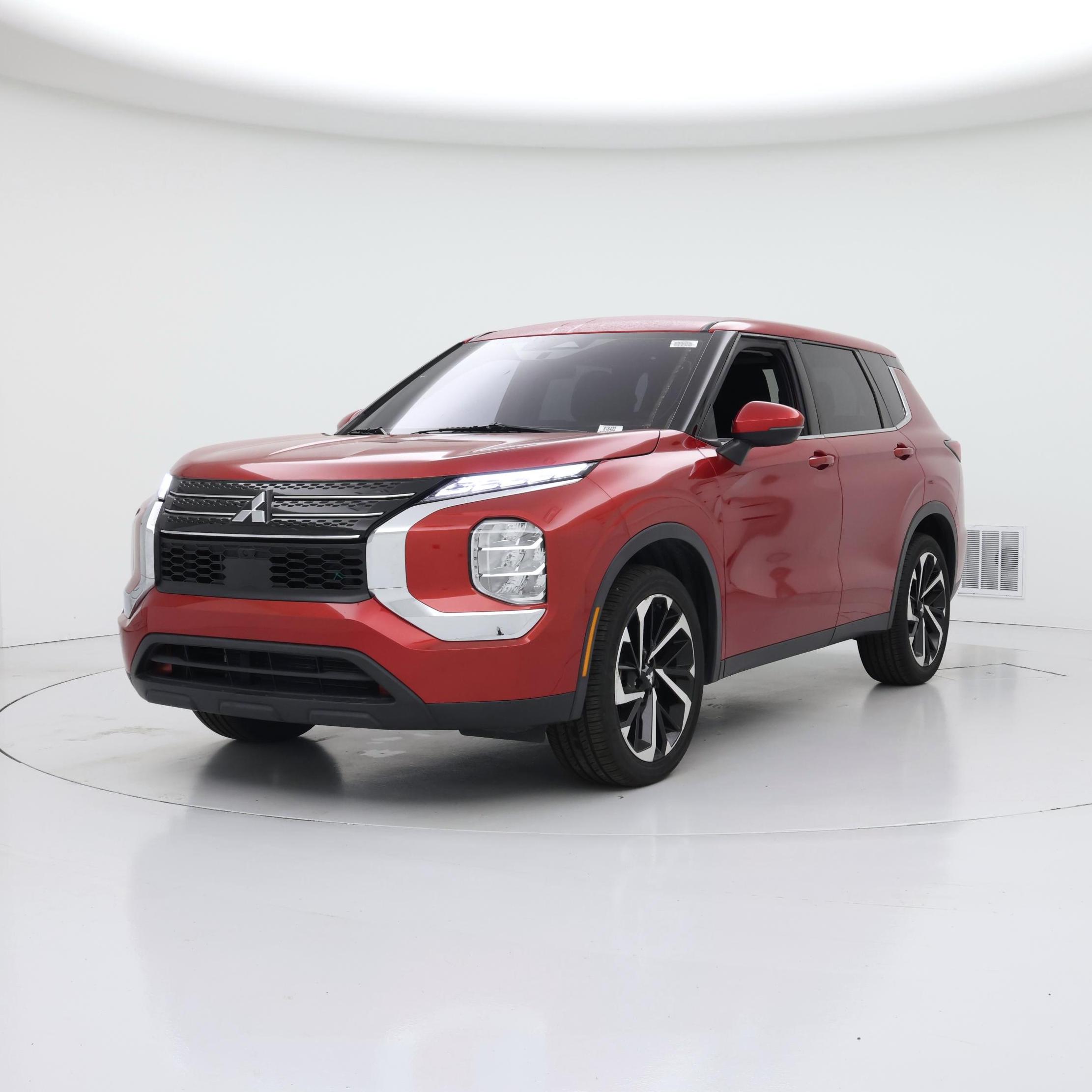 Thumbnail: 2022 Mitsubishi Outlander - 4