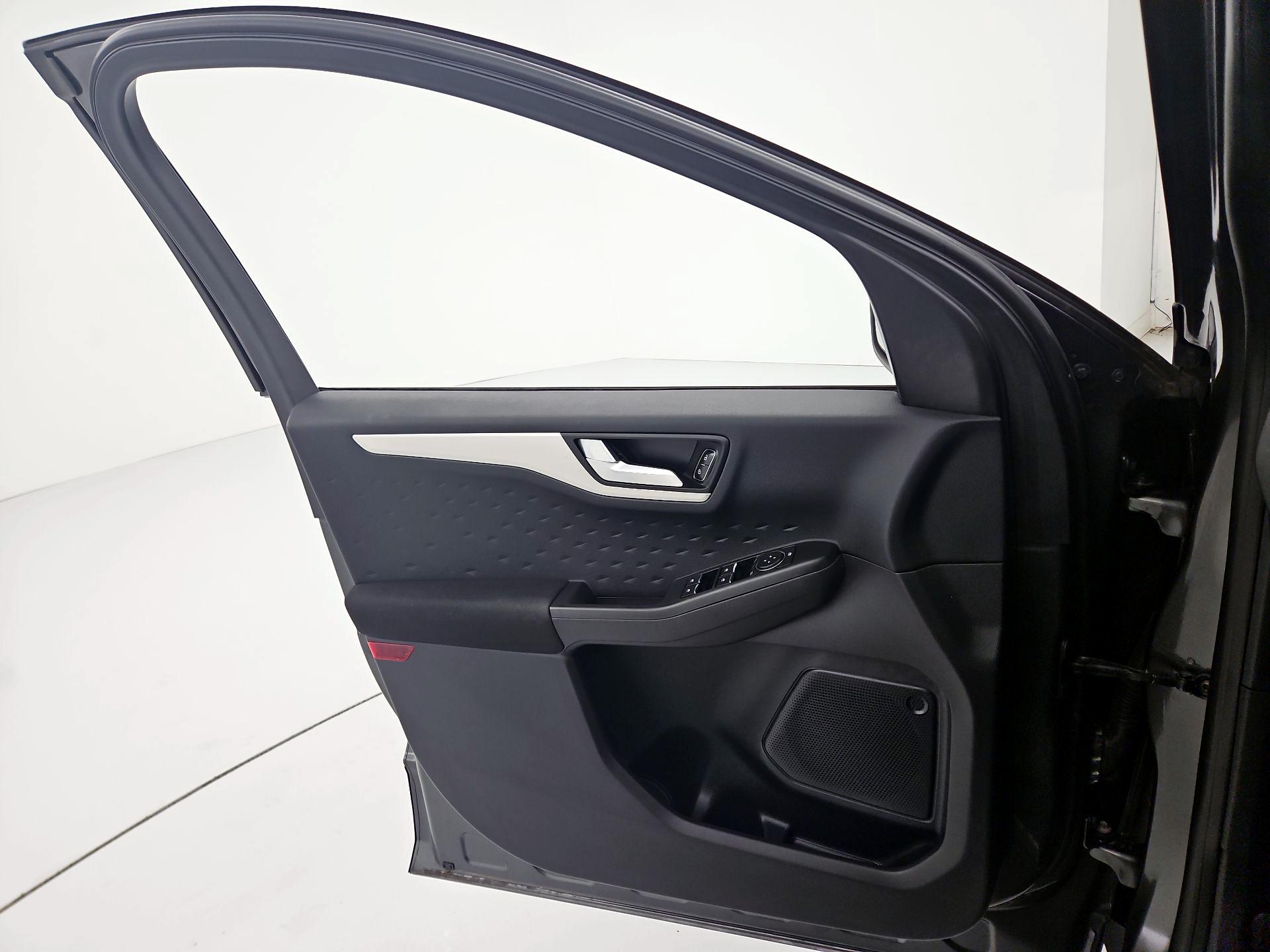 Thumbnail: 2020 Ford Escape - 12