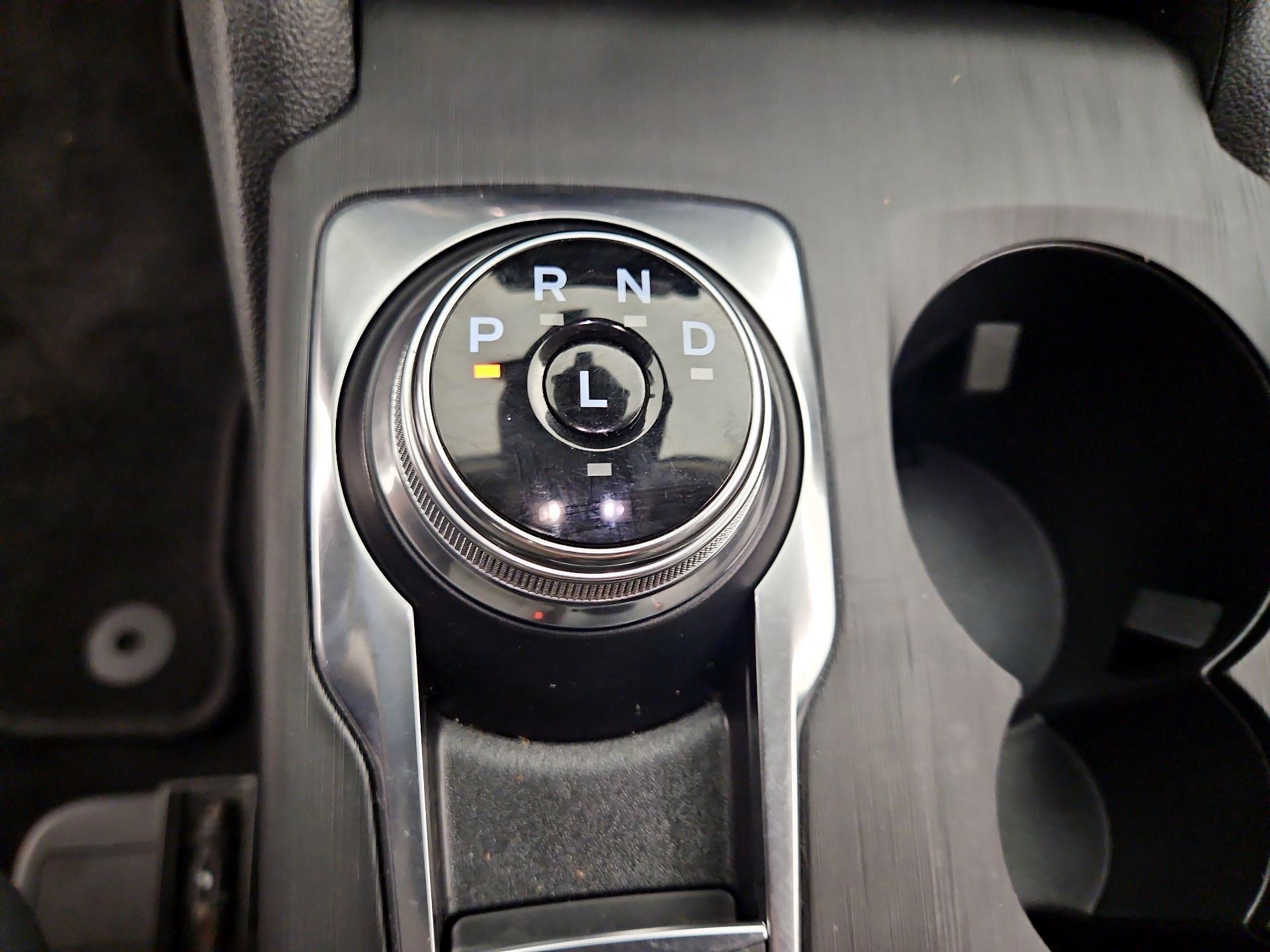 Thumbnail: 2020 Ford Escape - 18