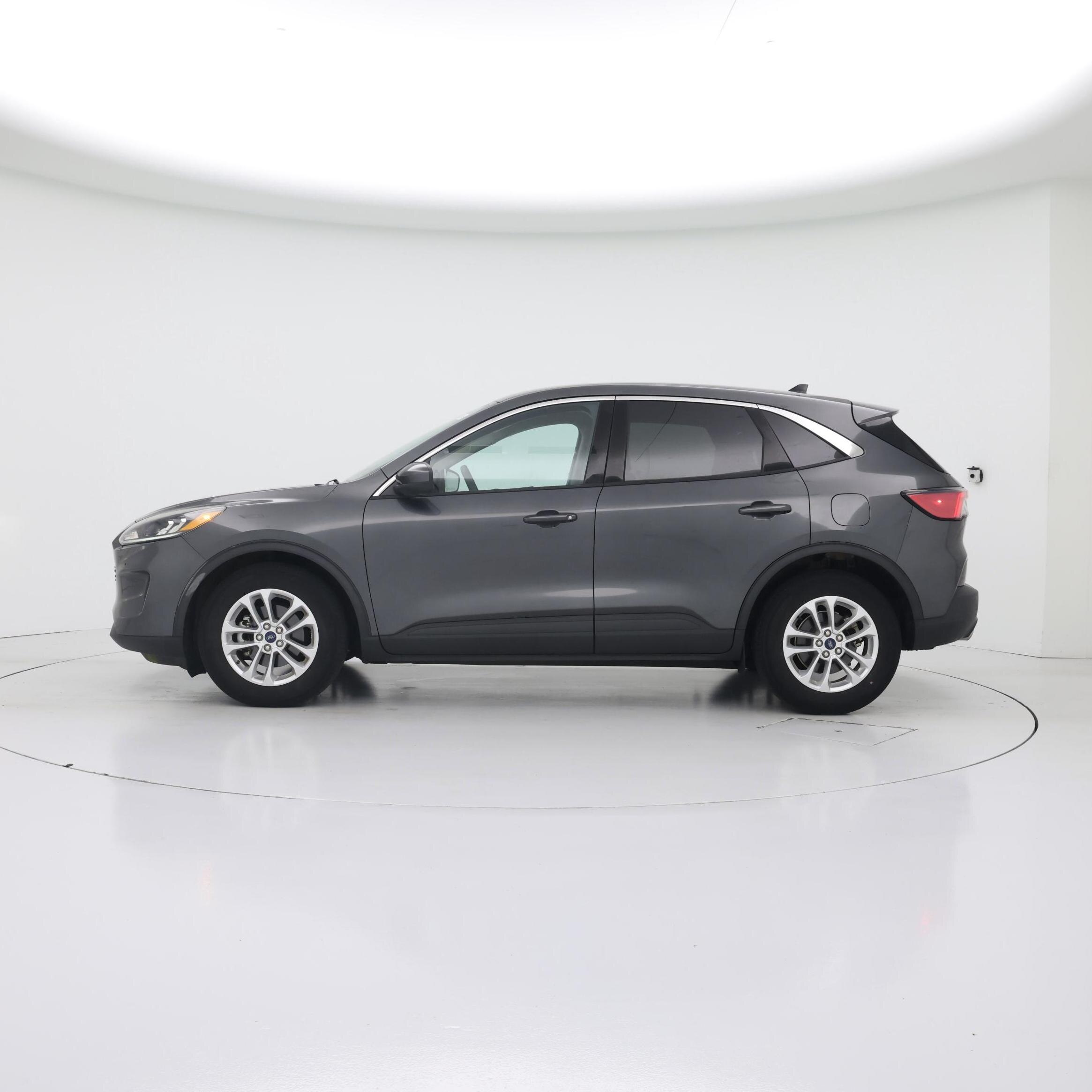 Thumbnail: 2020 Ford Escape - 3