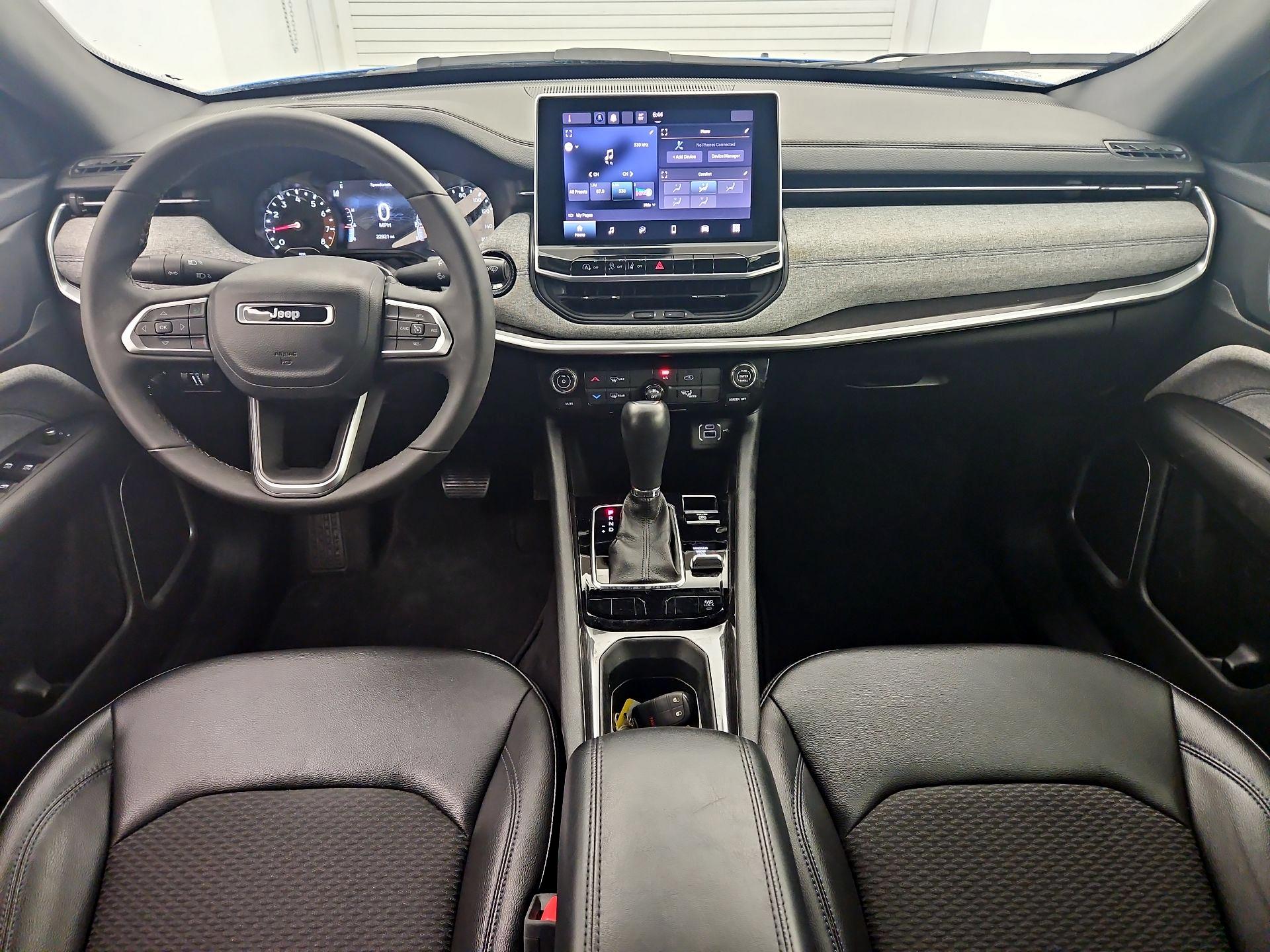 Thumbnail: 2023 Jeep Compass - 9