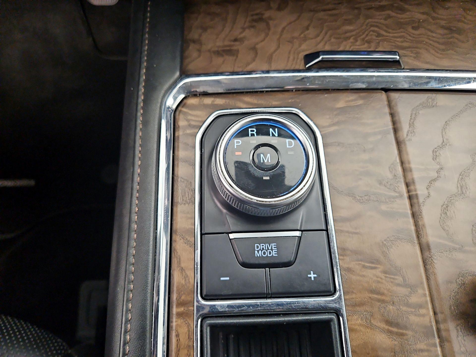 Thumbnail: 2021 Ford Expedition - 18