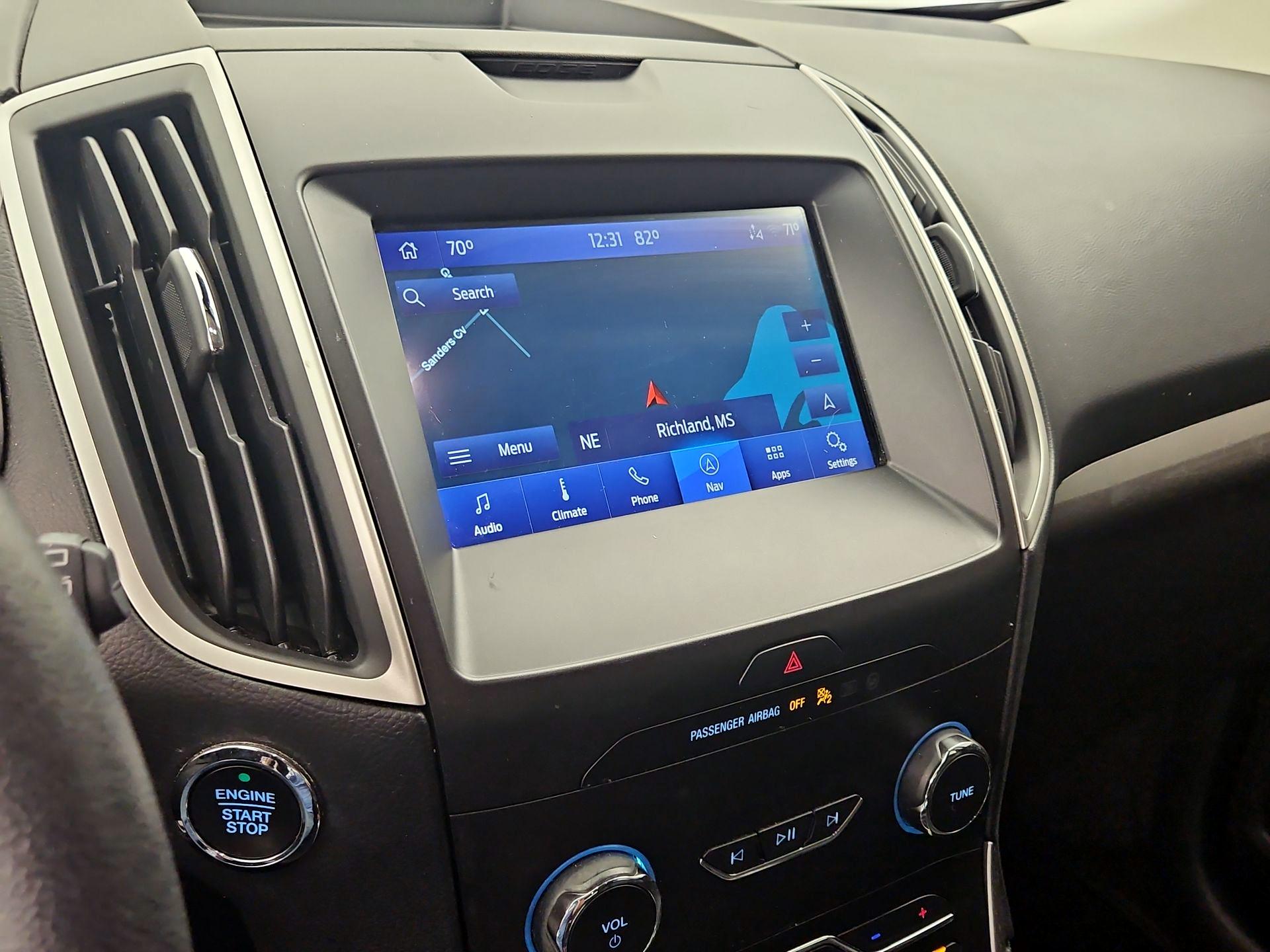 Thumbnail: 2020 Ford Edge - 14