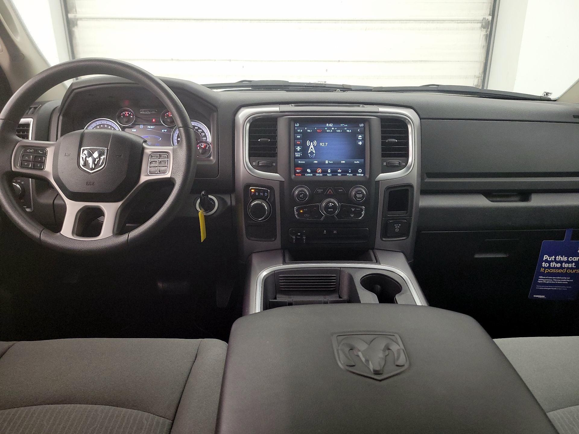 Thumbnail: 2023 RAM 1500 Classic - 9