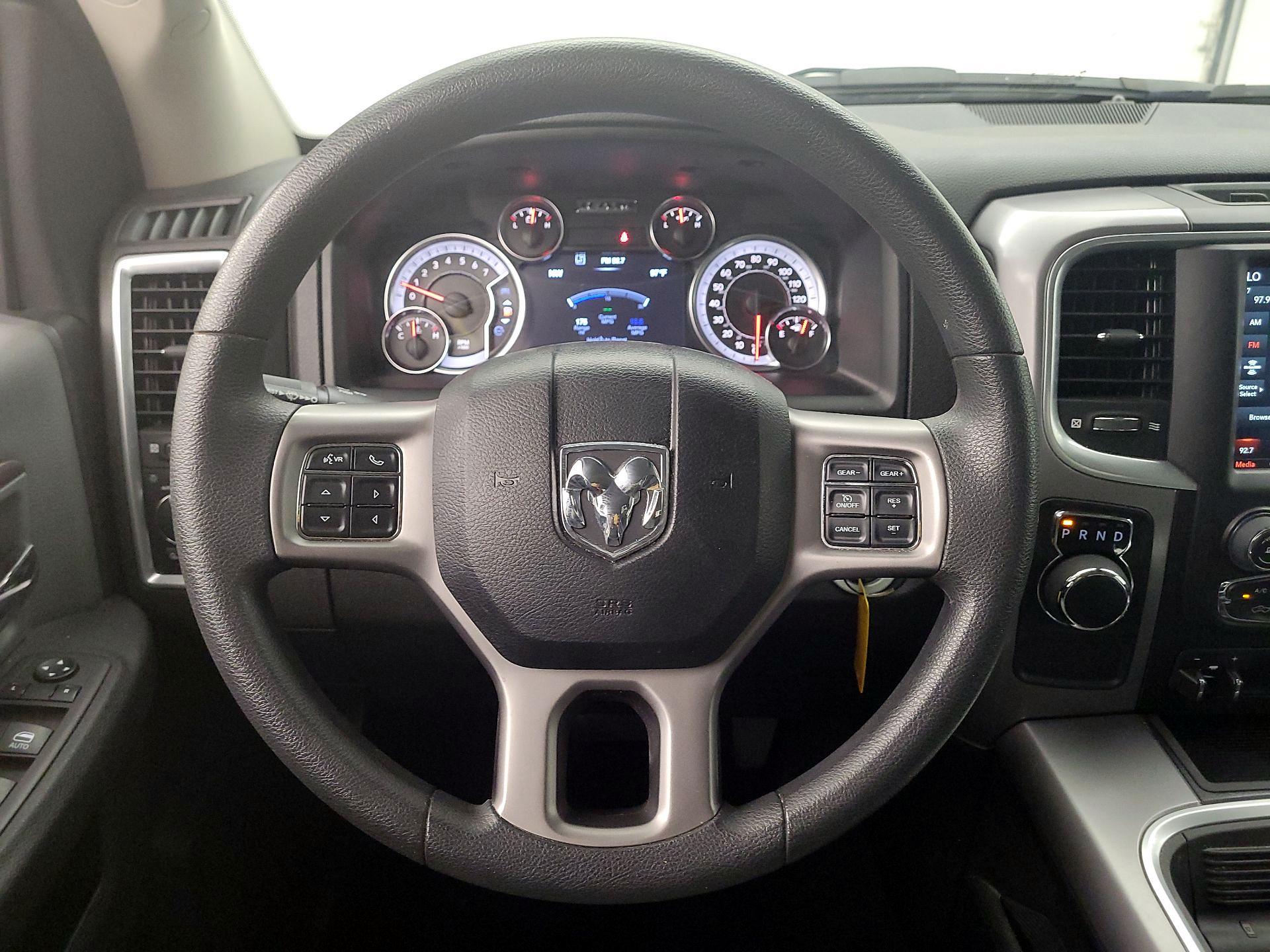 Thumbnail: 2023 RAM 1500 Classic - 10
