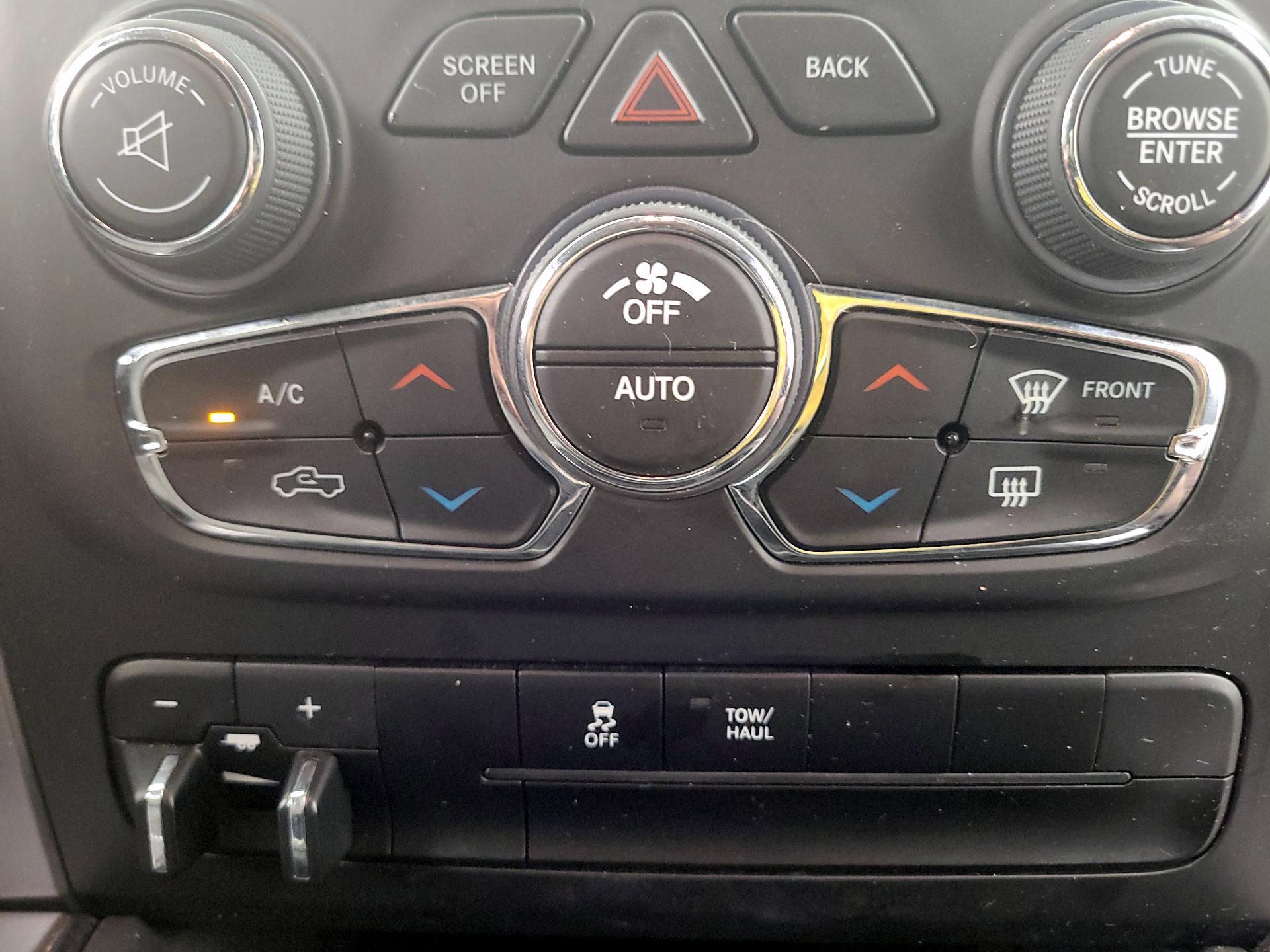 Thumbnail: 2023 RAM 1500 Classic - 15