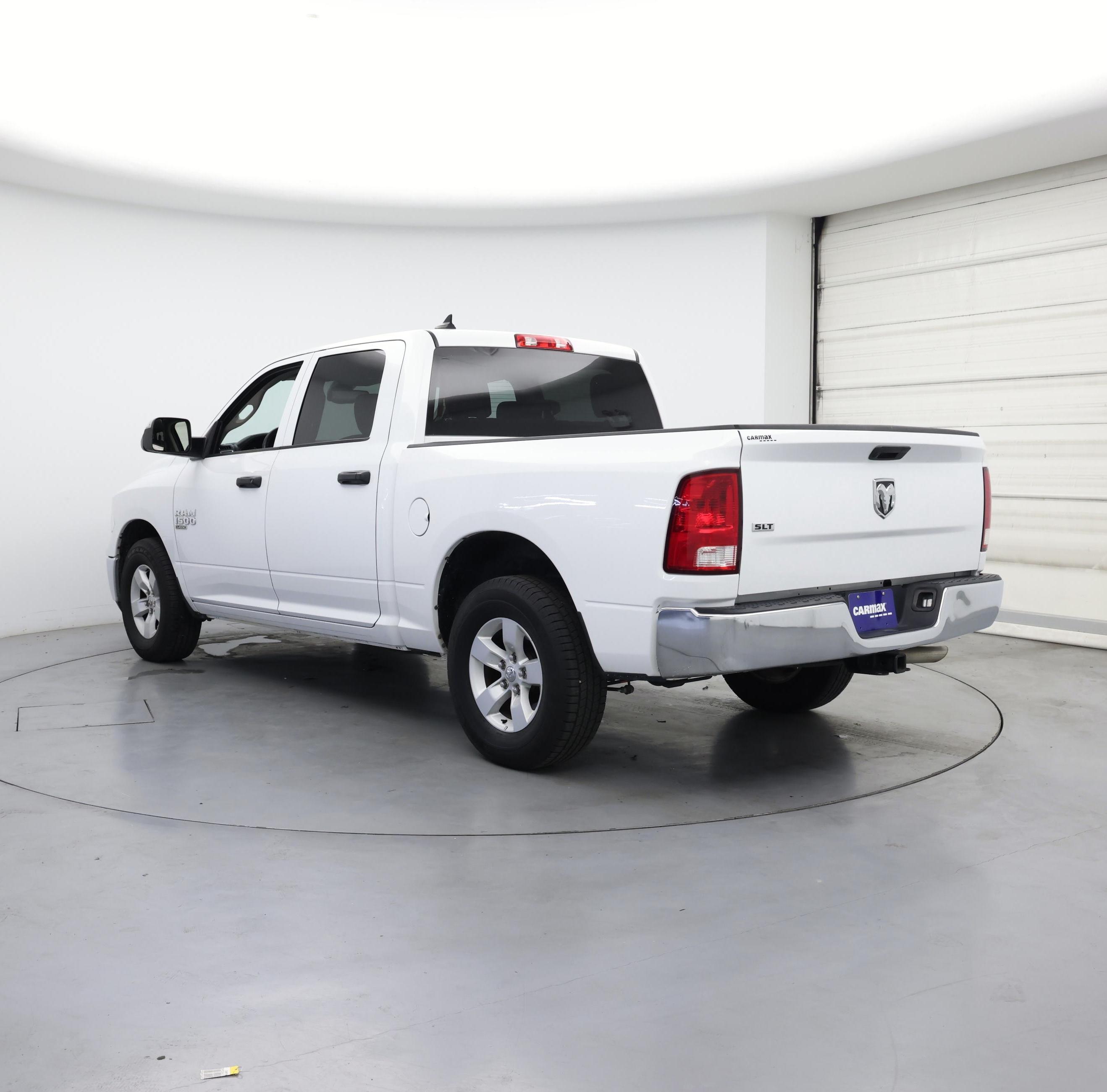 Thumbnail: 2023 RAM 1500 Classic - 2