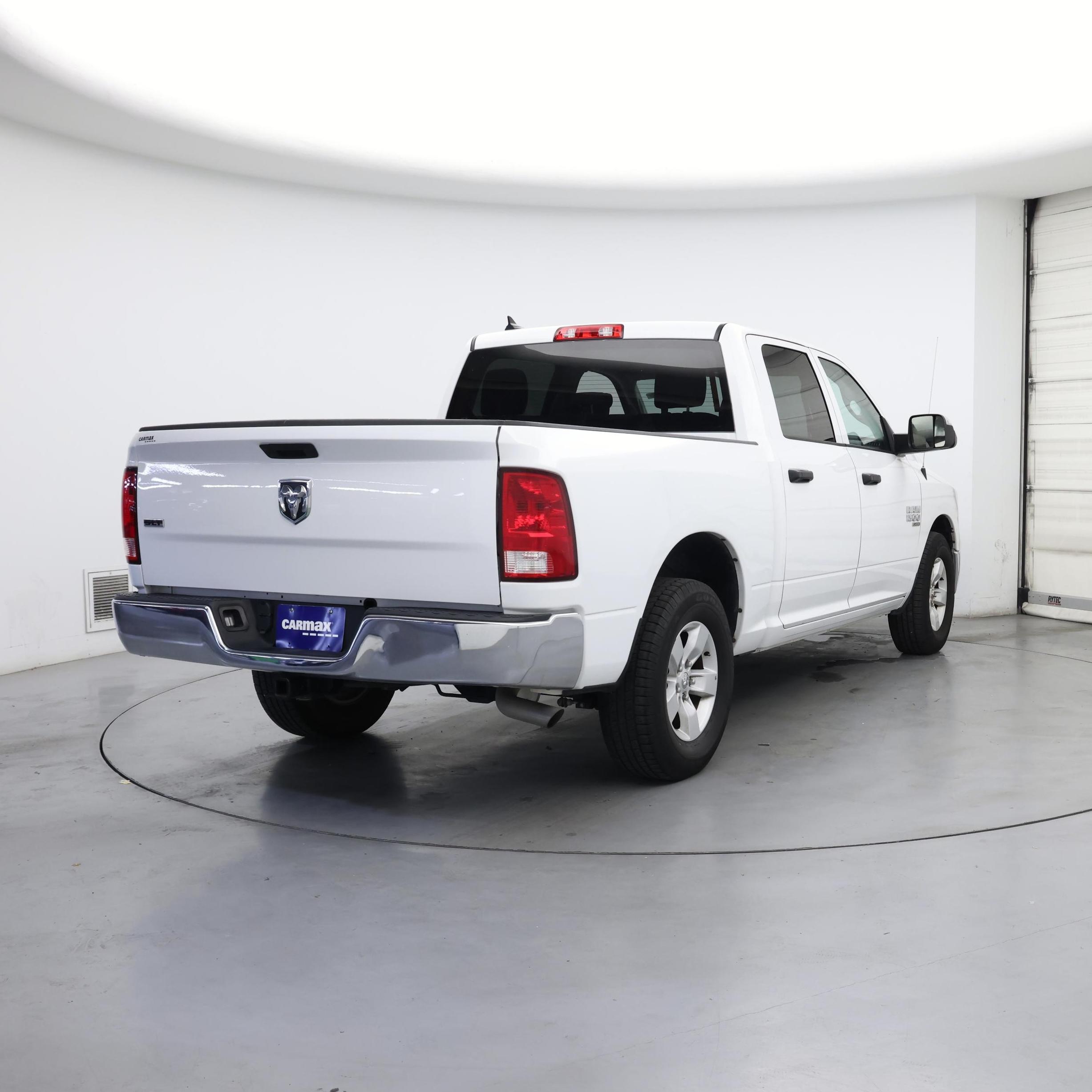 Thumbnail: 2023 RAM 1500 Classic - 8