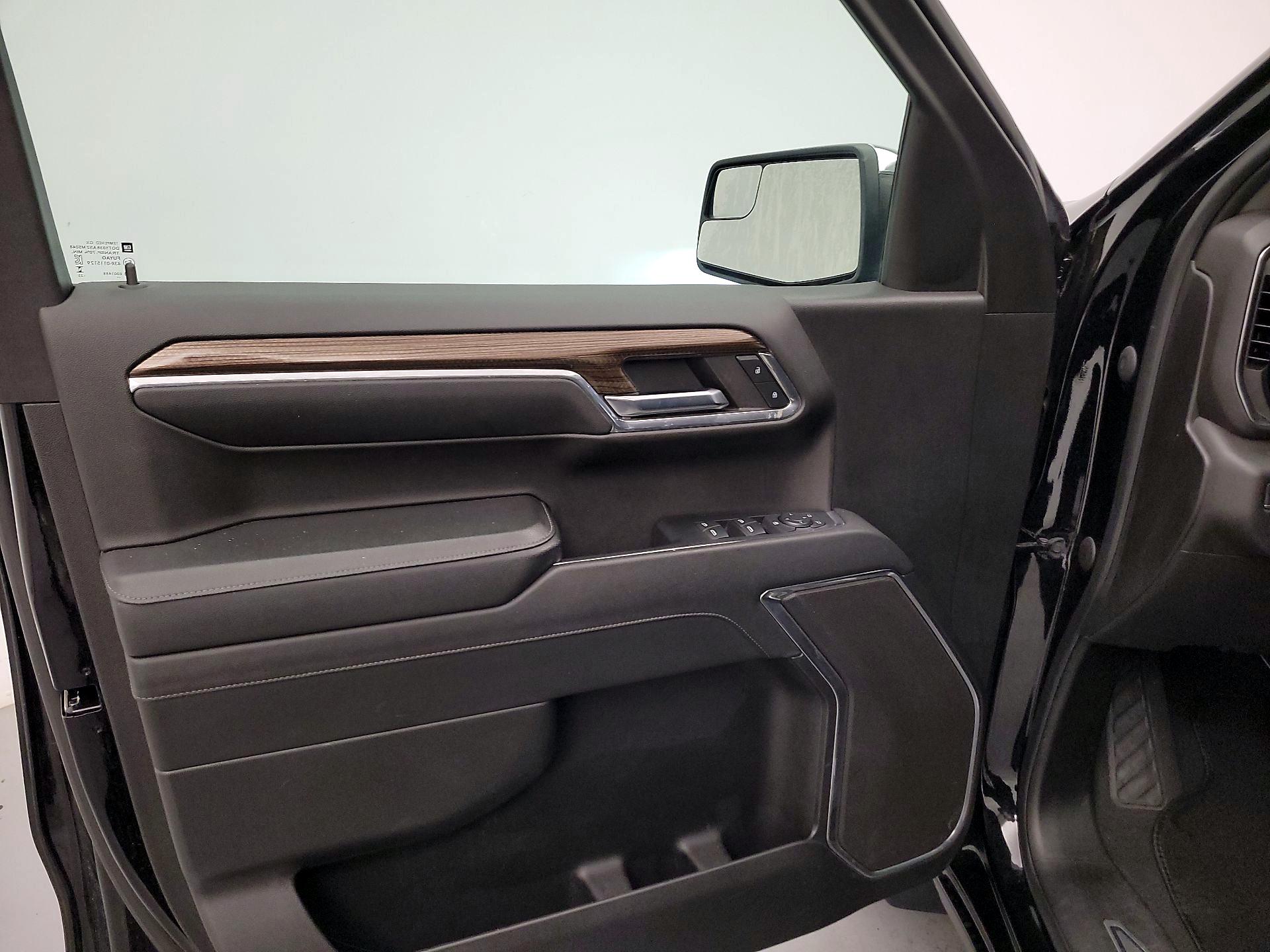 Thumbnail: 2023 Chevrolet Silverado 1500 - 12