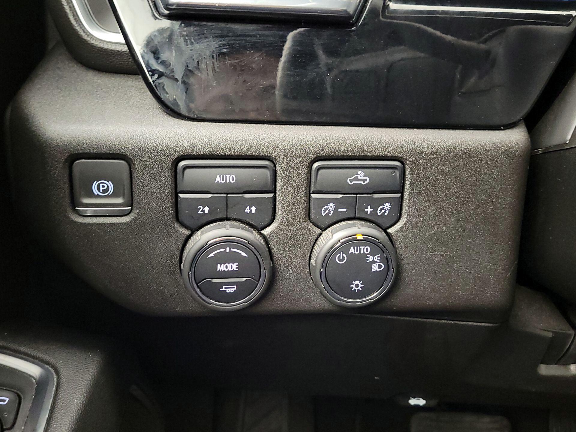 Thumbnail: 2023 Chevrolet Silverado 1500 - 13