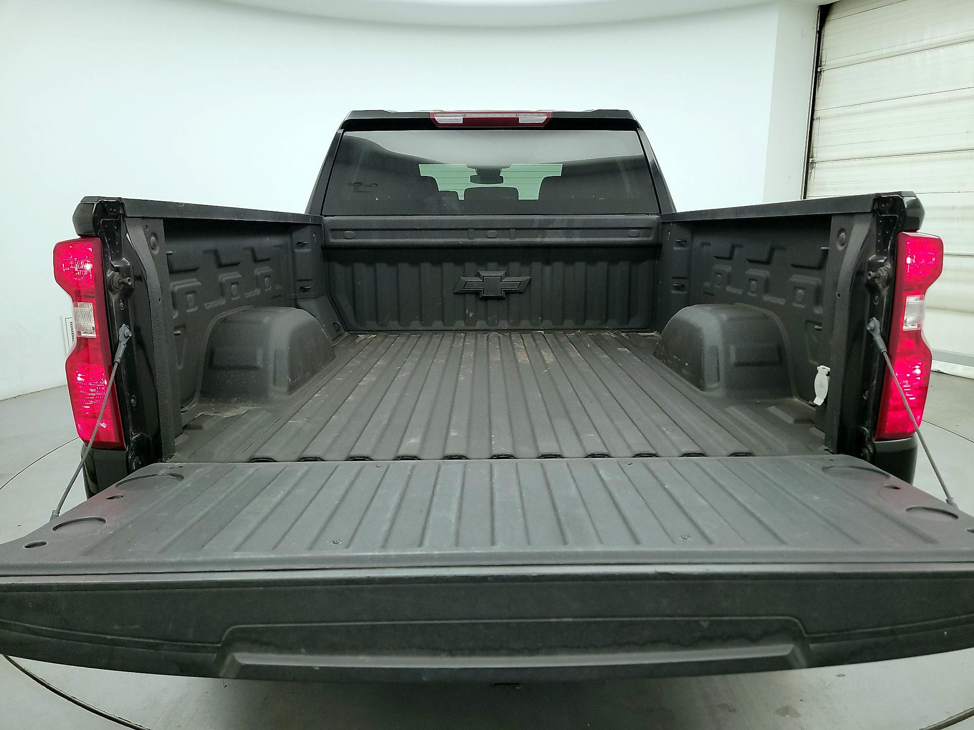 Thumbnail: 2023 Chevrolet Silverado 1500 - 20