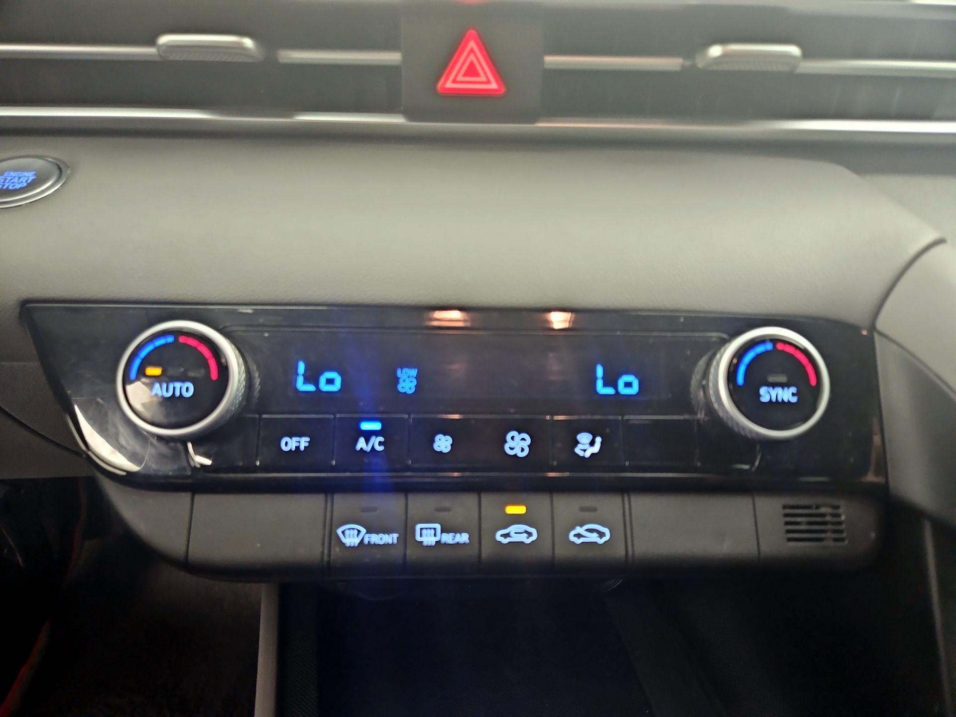 Thumbnail: 2023 Hyundai Elantra - 17