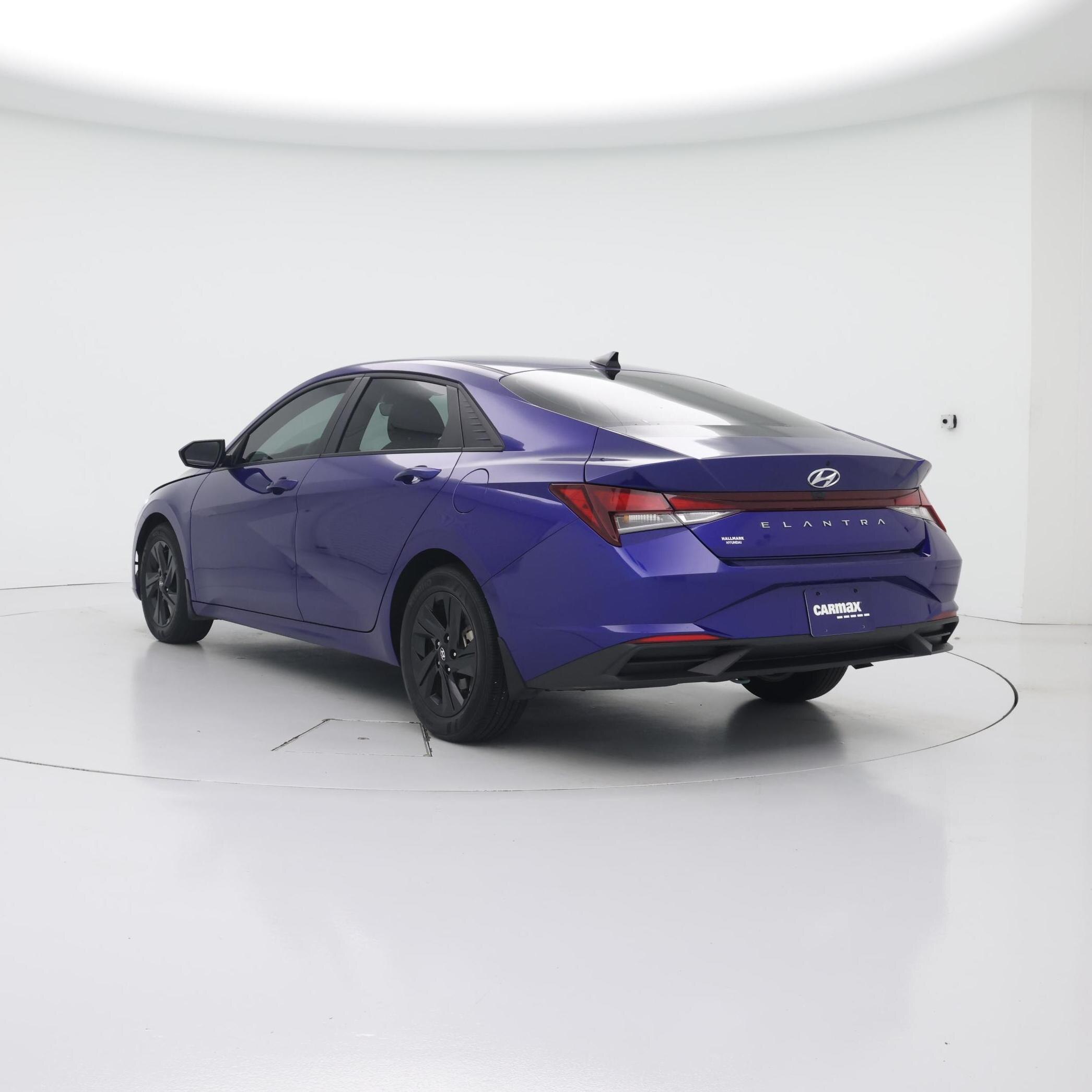 Thumbnail: 2023 Hyundai Elantra - 2