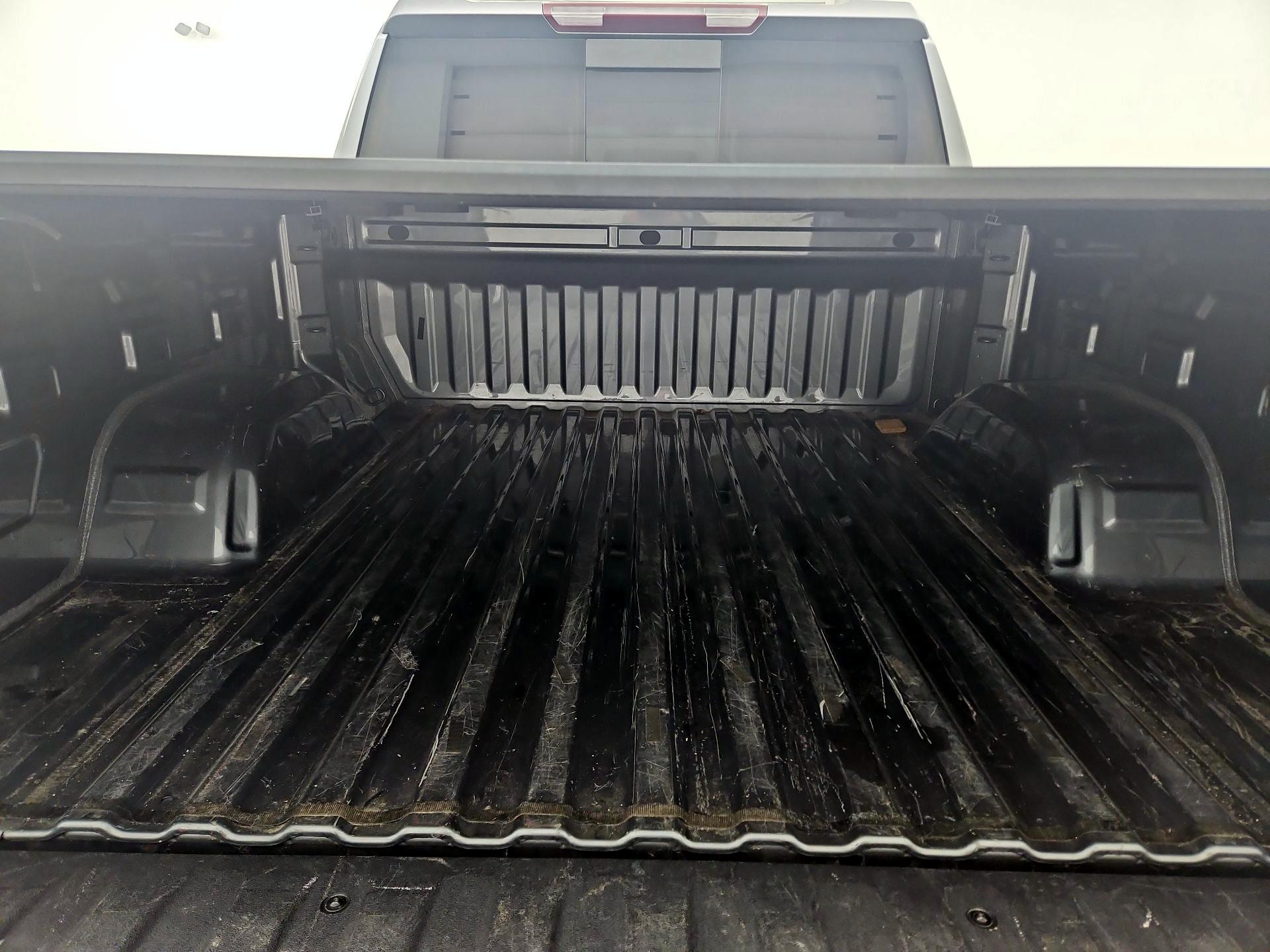 Thumbnail: 2019 Chevrolet Silverado 1500 - 20