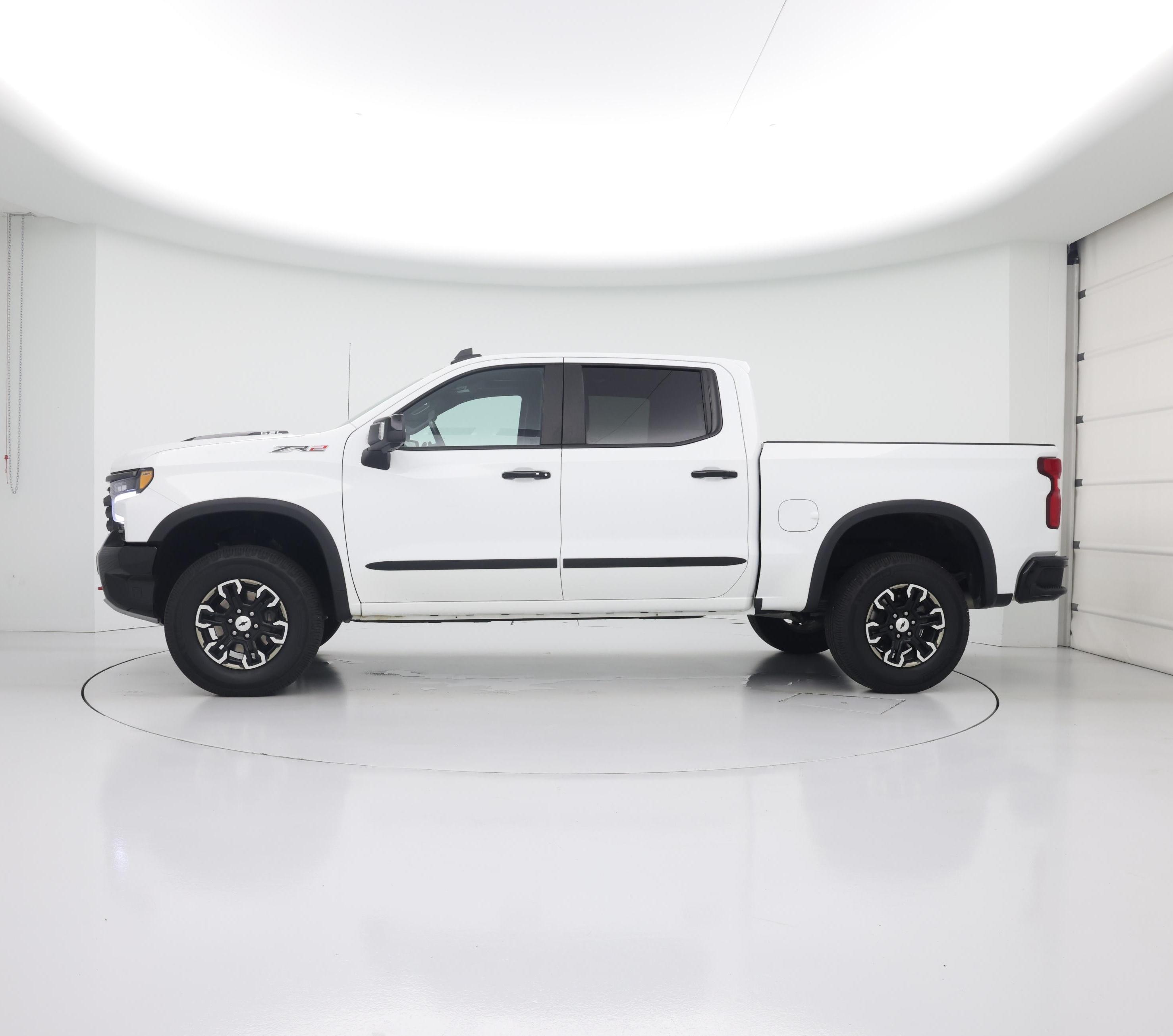 Thumbnail: 2022 Chevrolet Silverado 1500 - 3