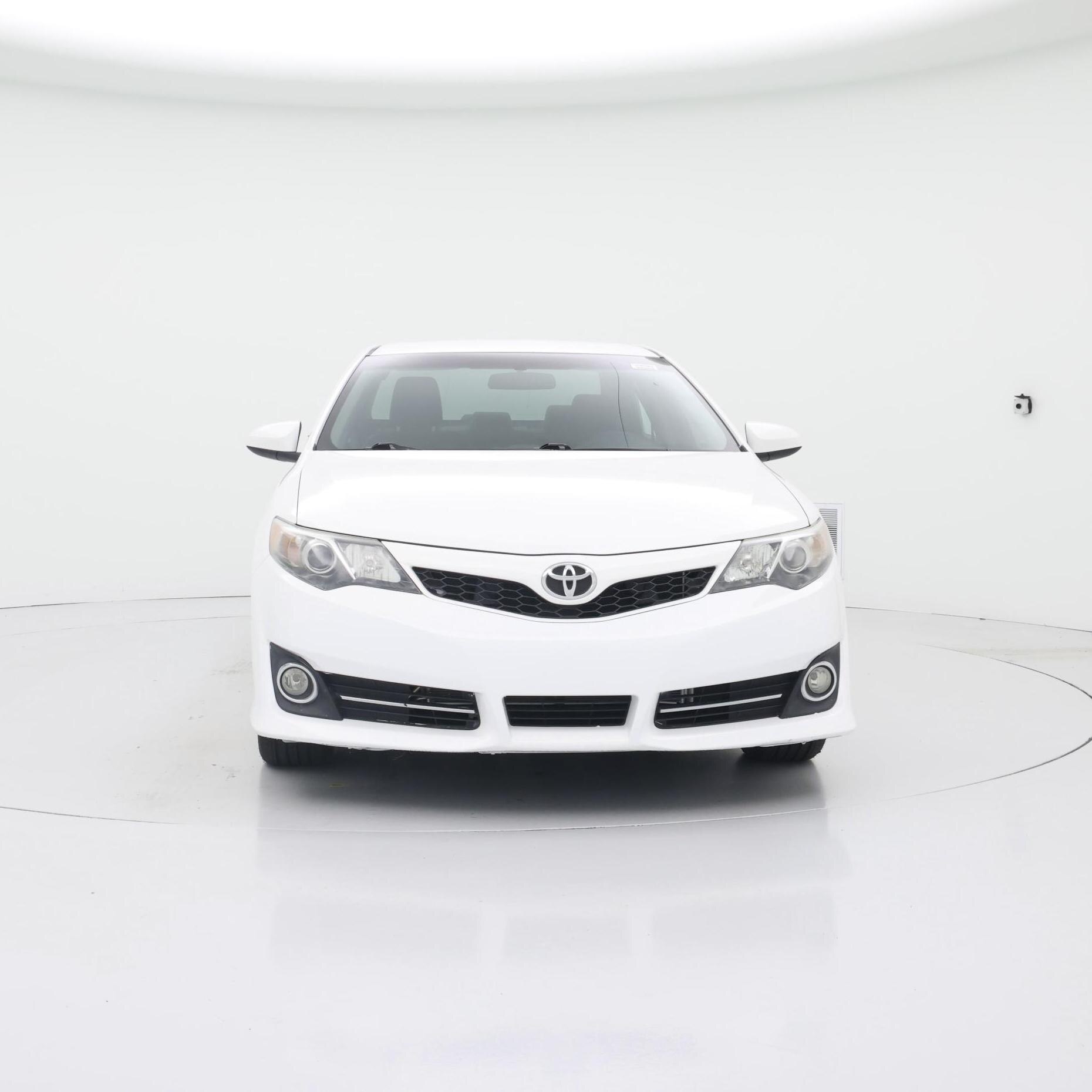 Thumbnail: 2014 Toyota Camry - 5