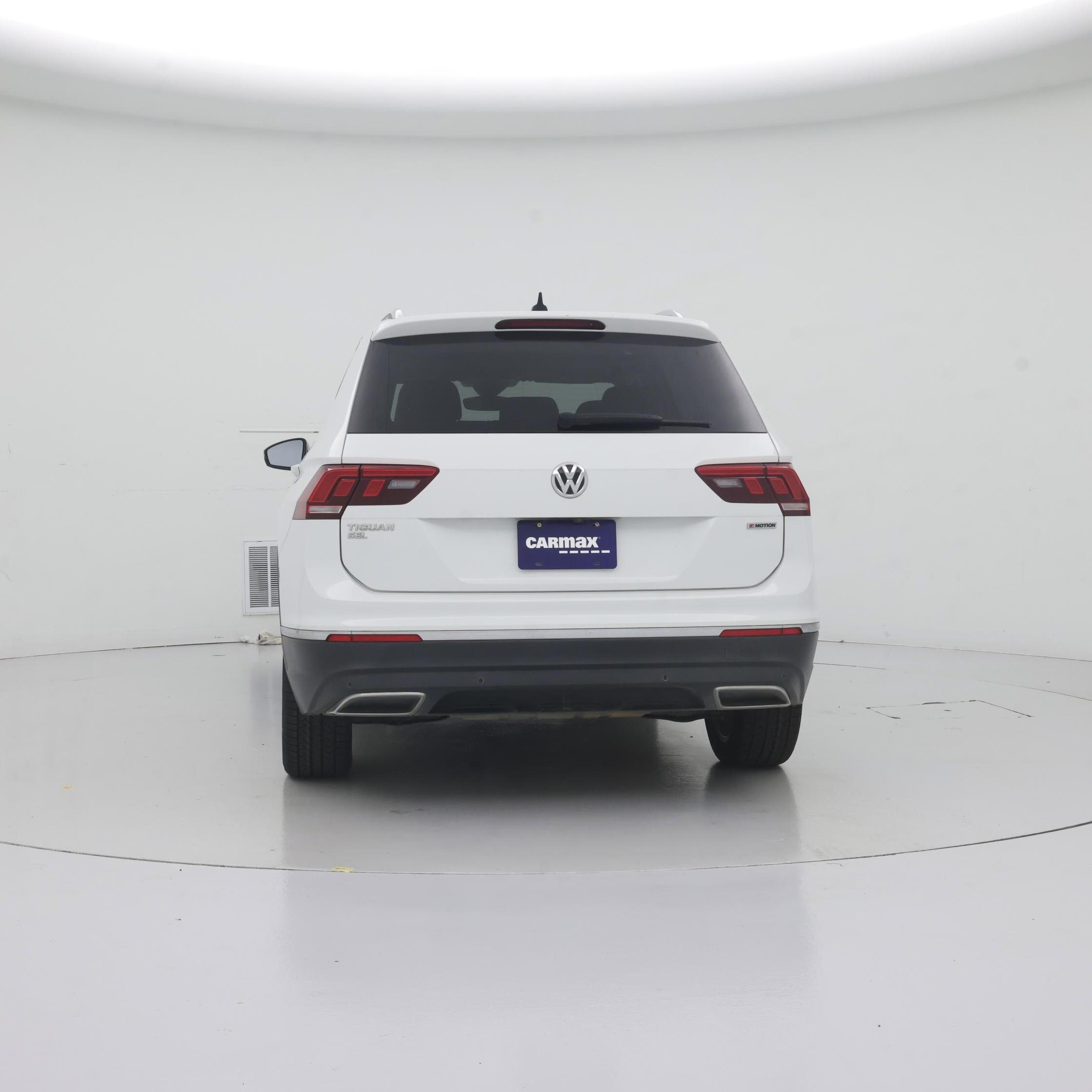 Thumbnail: 2021 Volkswagen Tiguan - 6