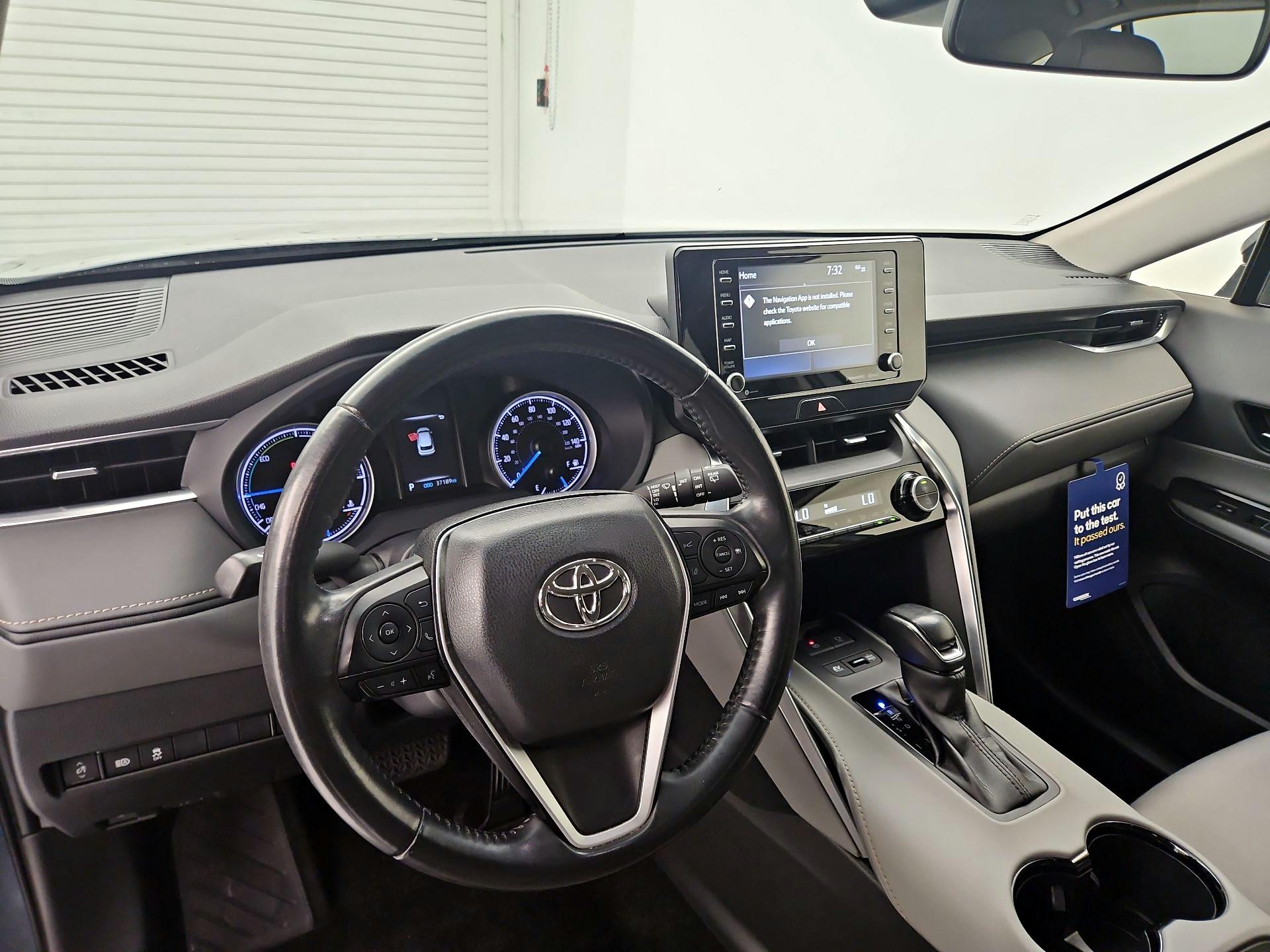 Thumbnail: 2021 Toyota Venza - 9