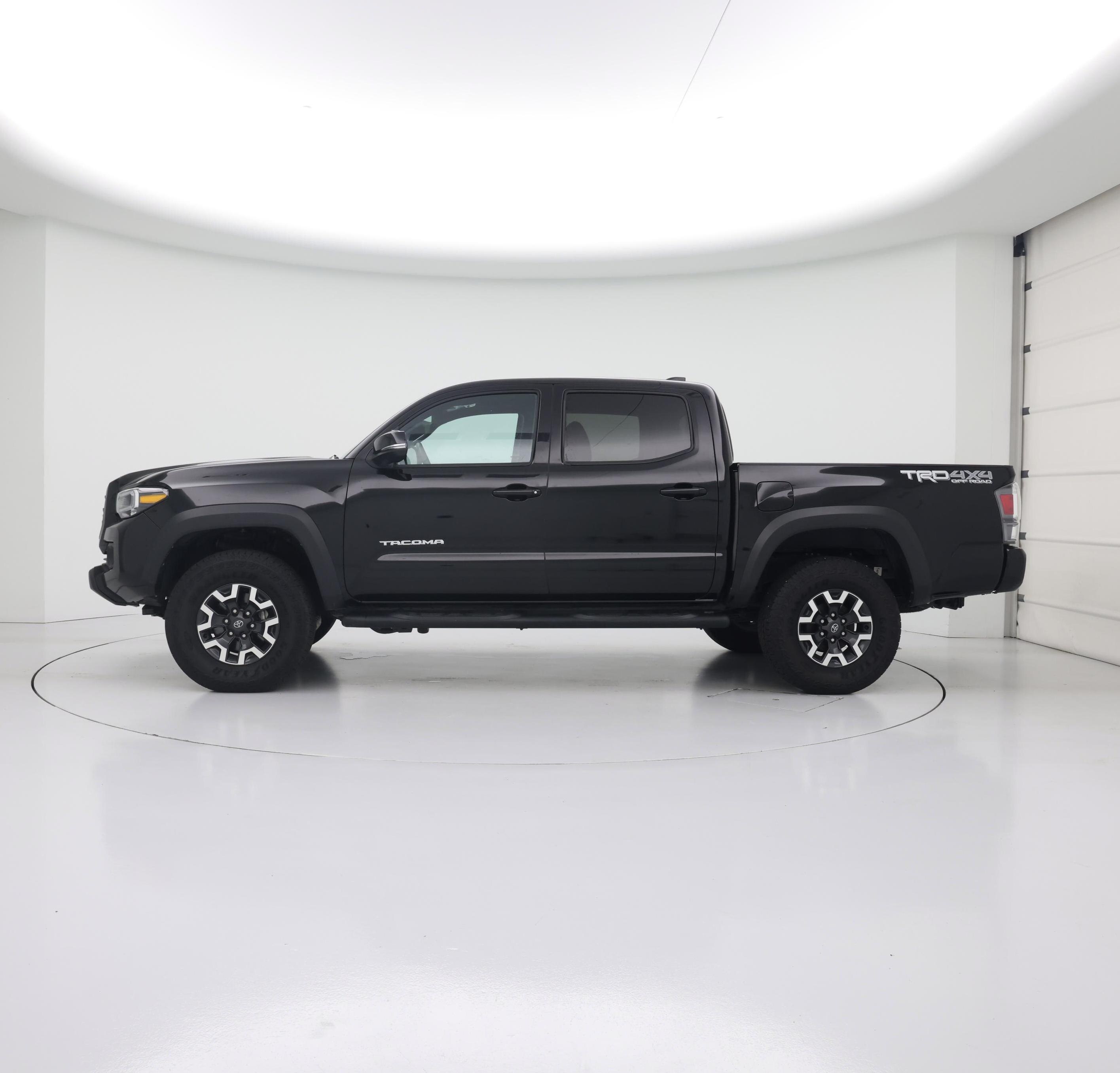 Thumbnail: 2023 Toyota Tacoma - 3