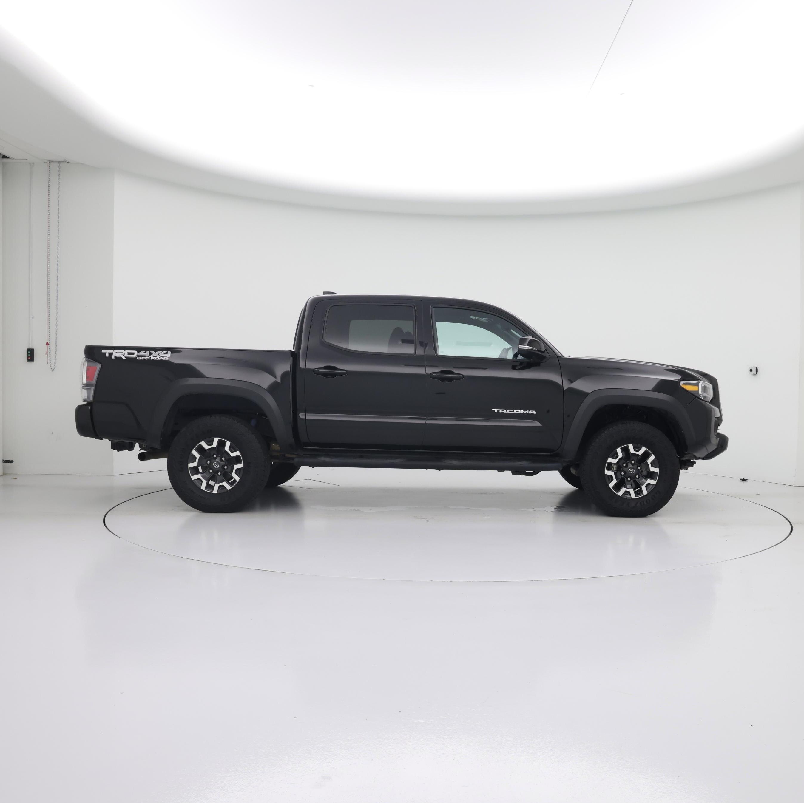 Thumbnail: 2023 Toyota Tacoma - 7