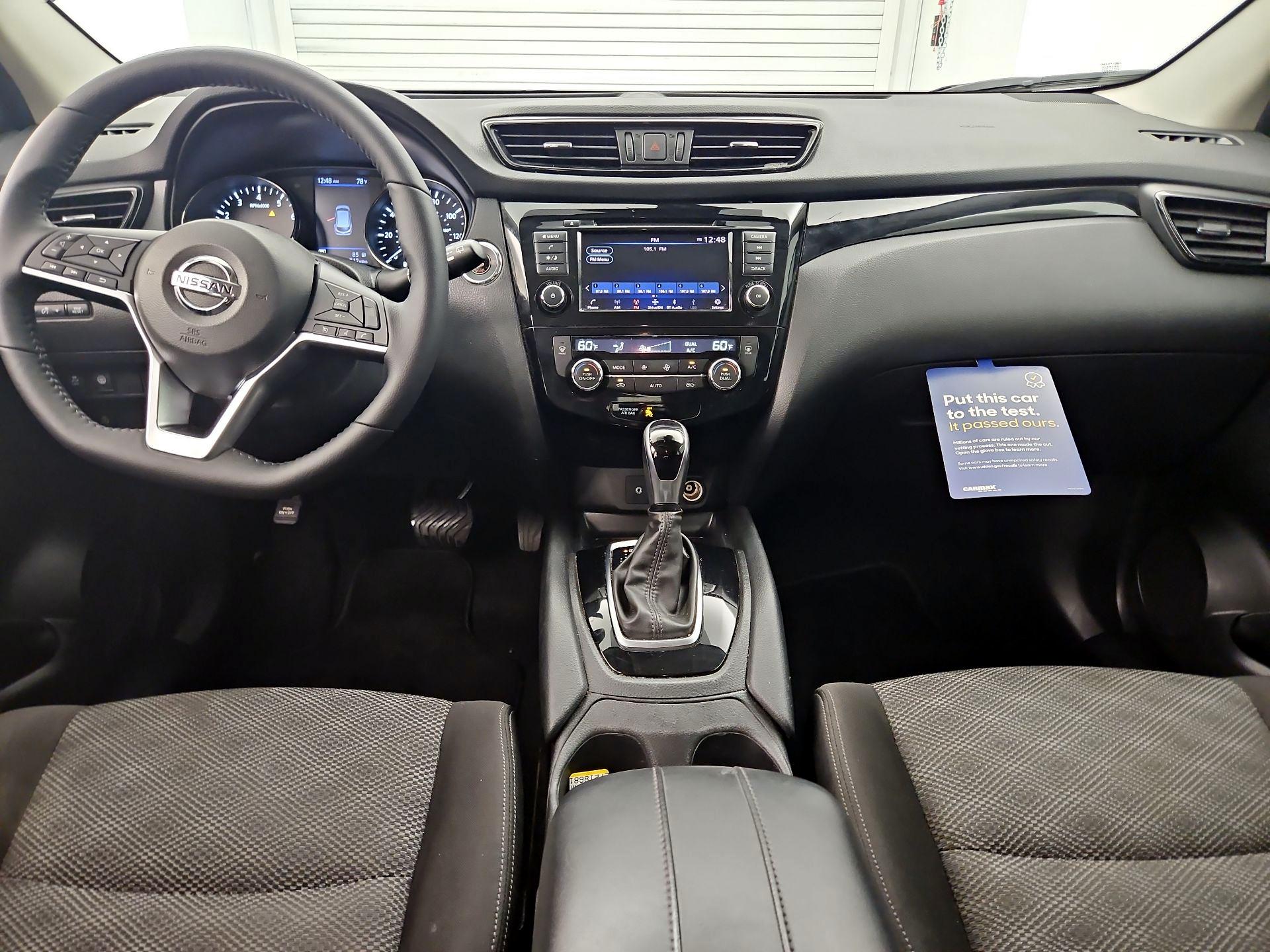 Thumbnail: 2020 Nissan Rogue Sport - 9