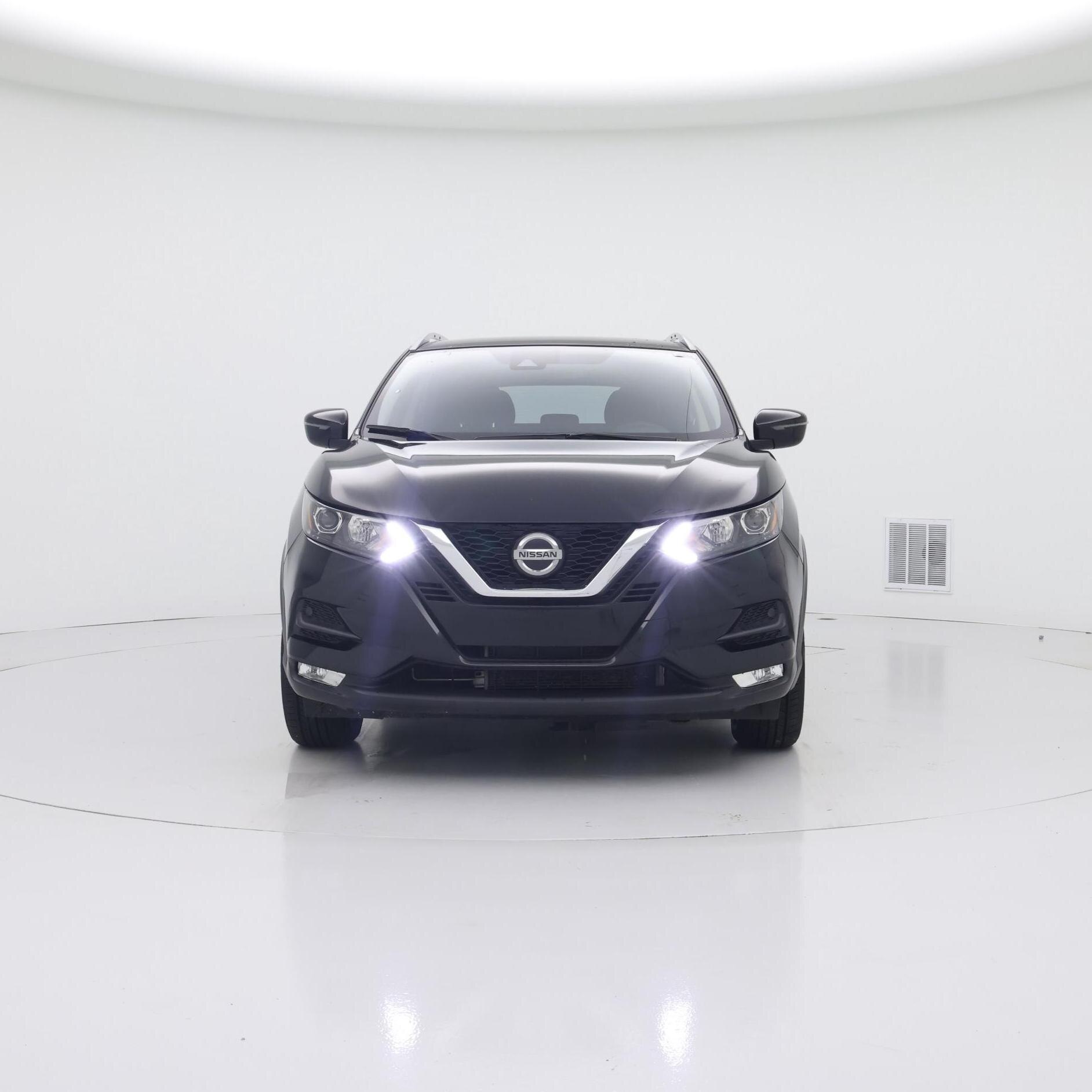 Thumbnail: 2020 Nissan Rogue Sport - 5