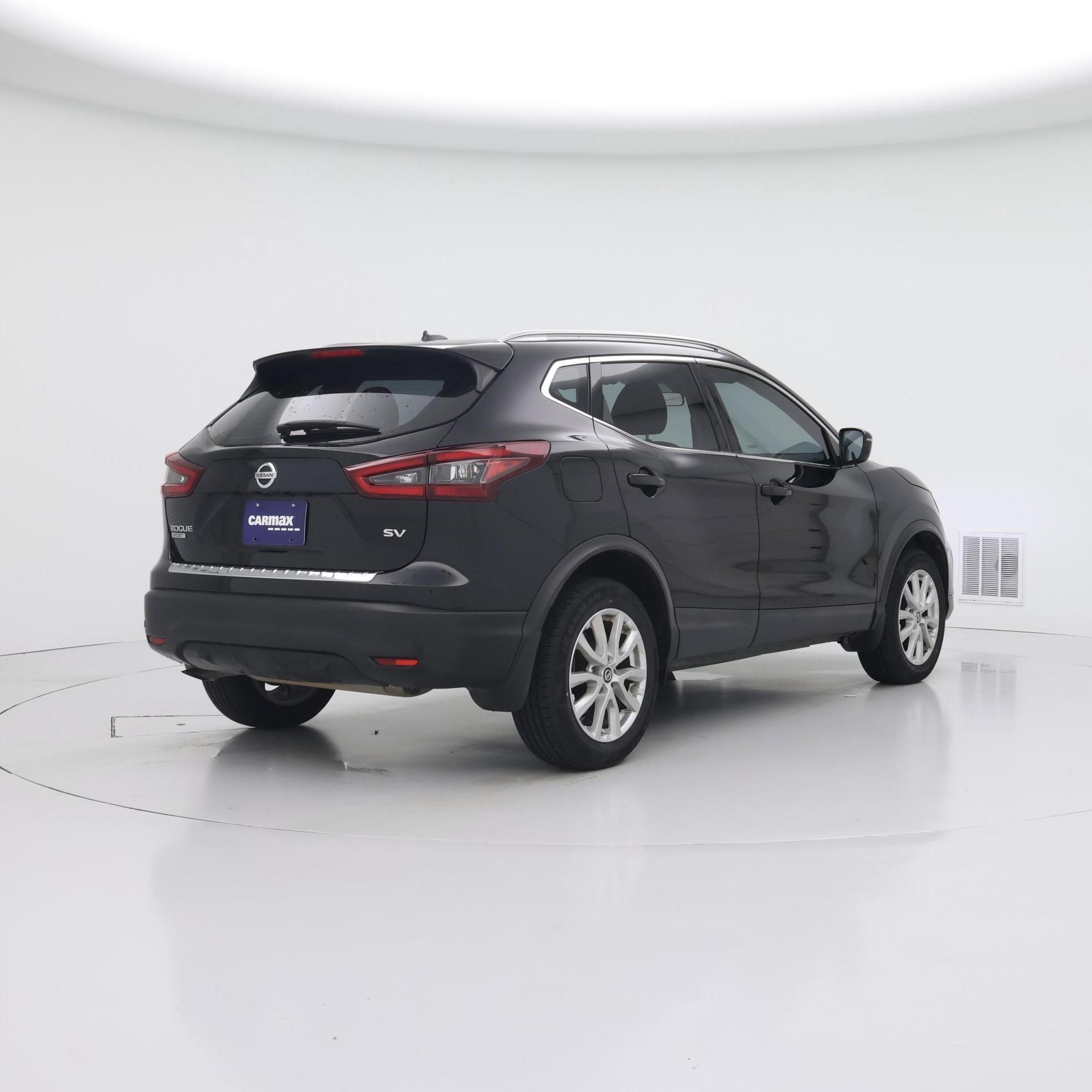 Thumbnail: 2020 Nissan Rogue Sport - 8