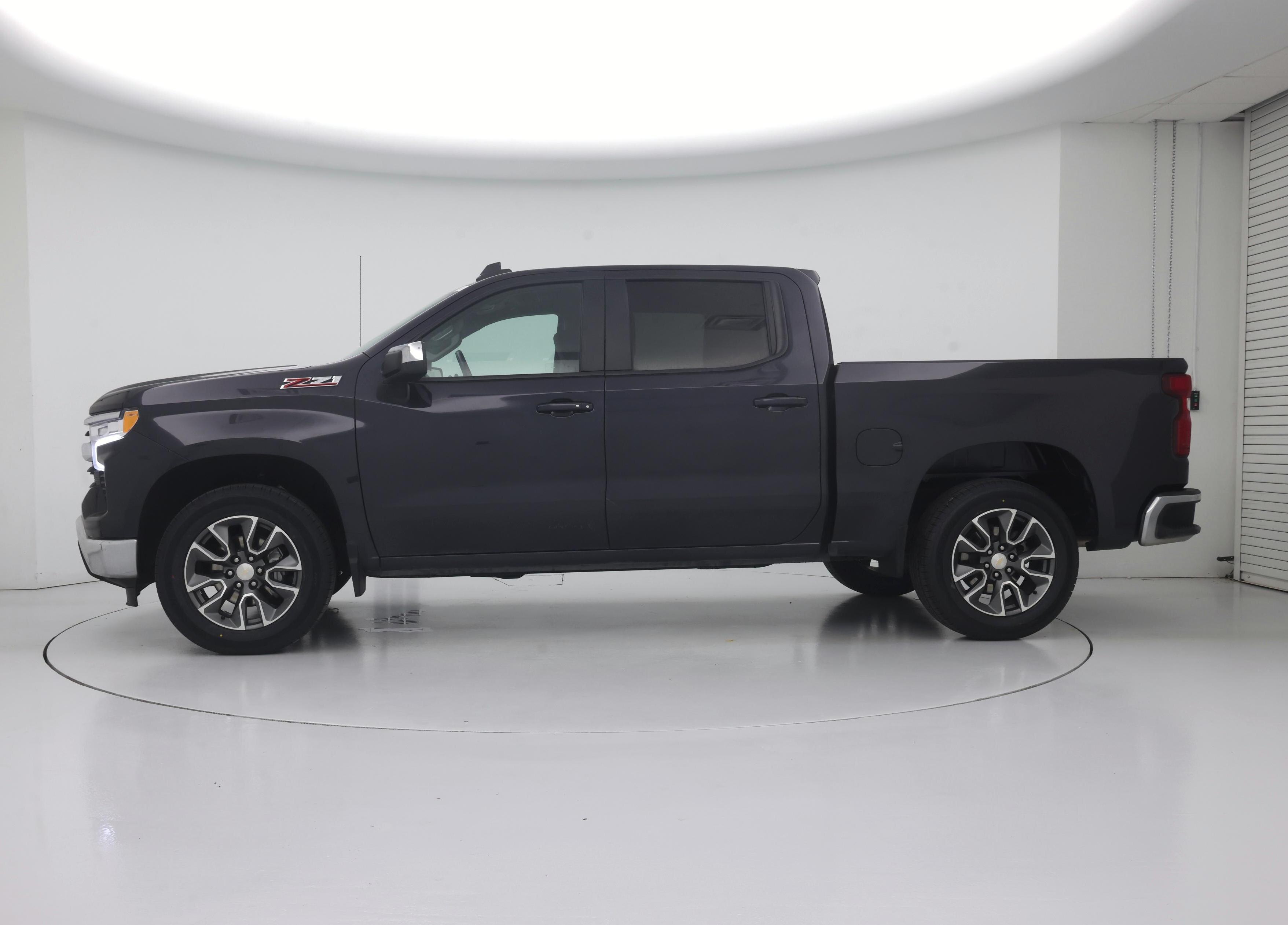 Thumbnail: 2023 Chevrolet Silverado 1500 - 3