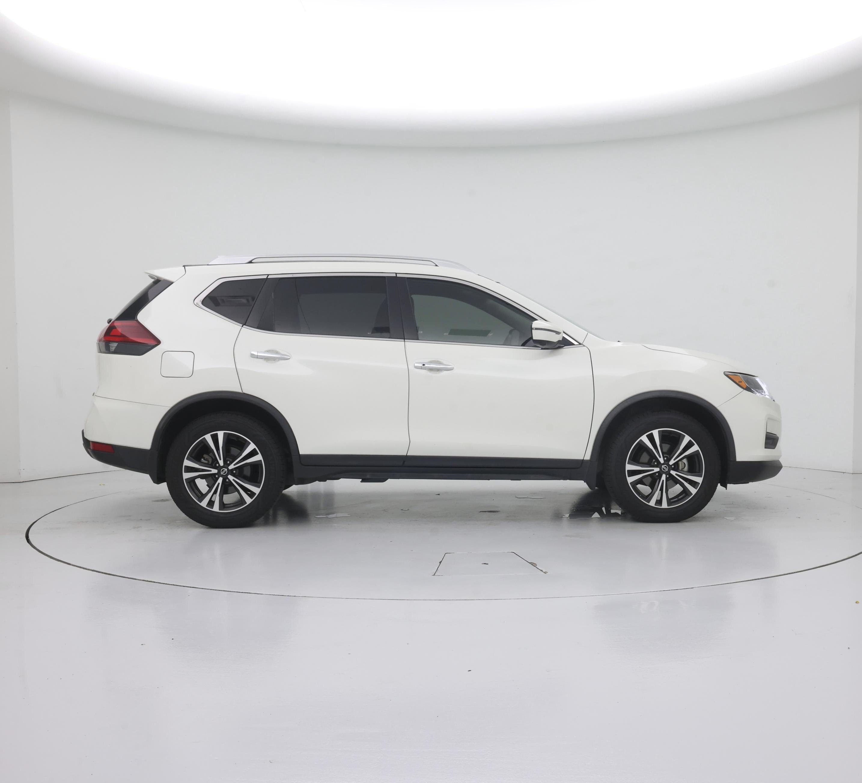 Thumbnail: 2020 Nissan Rogue - 7