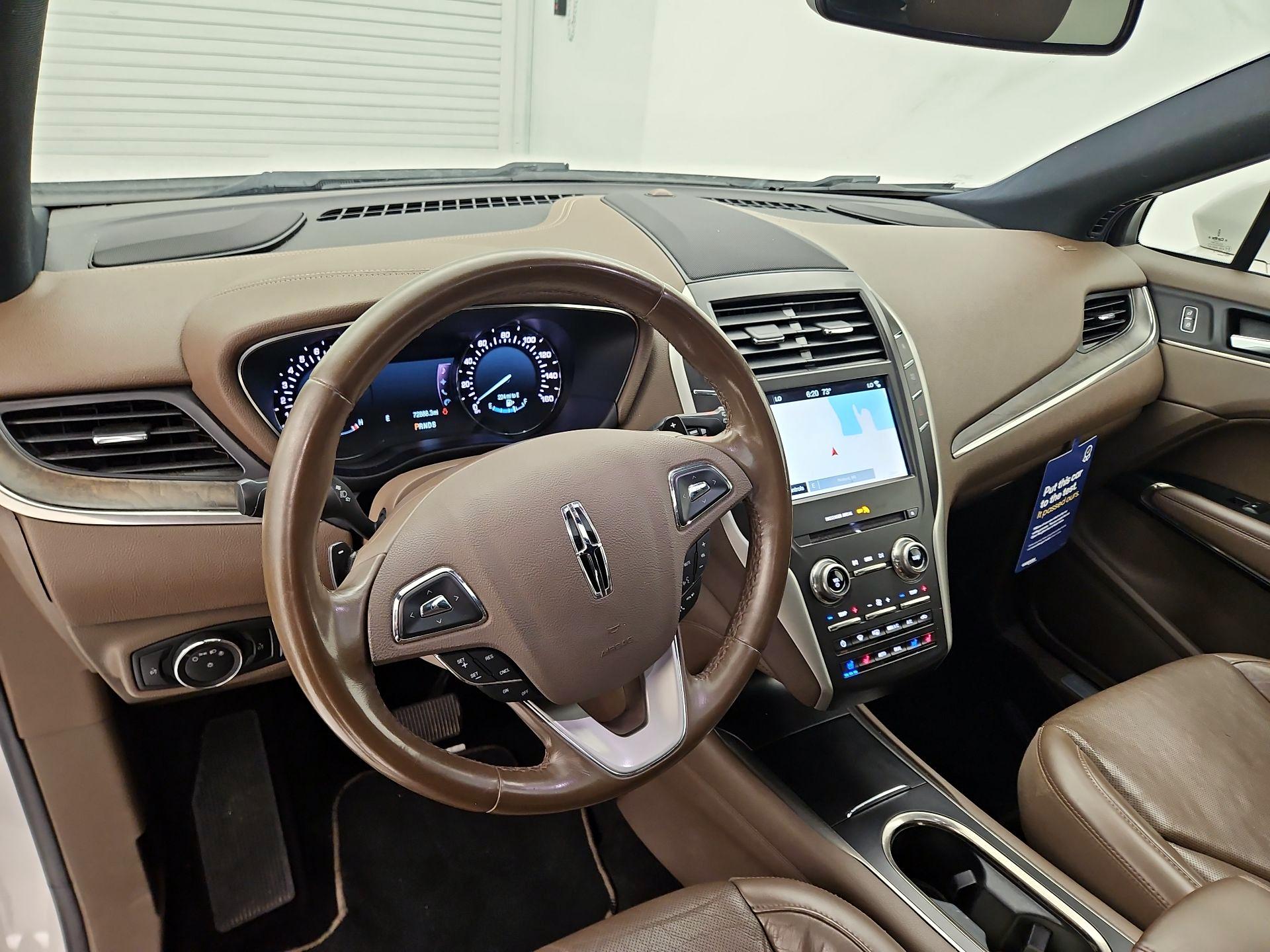 Thumbnail: 2017 Lincoln MKC - 9