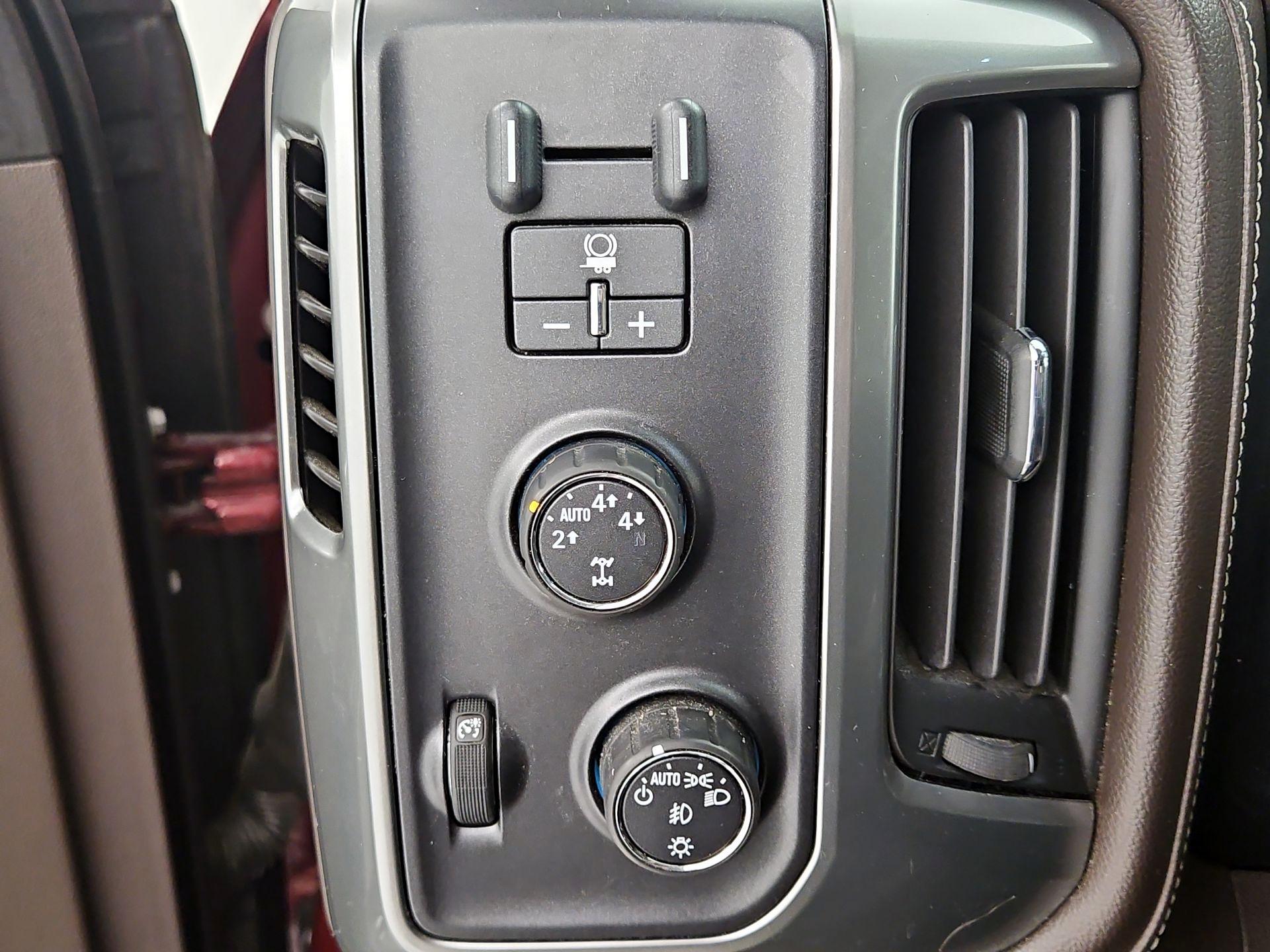 Thumbnail: 2014 Chevrolet Silverado 1500 - 13