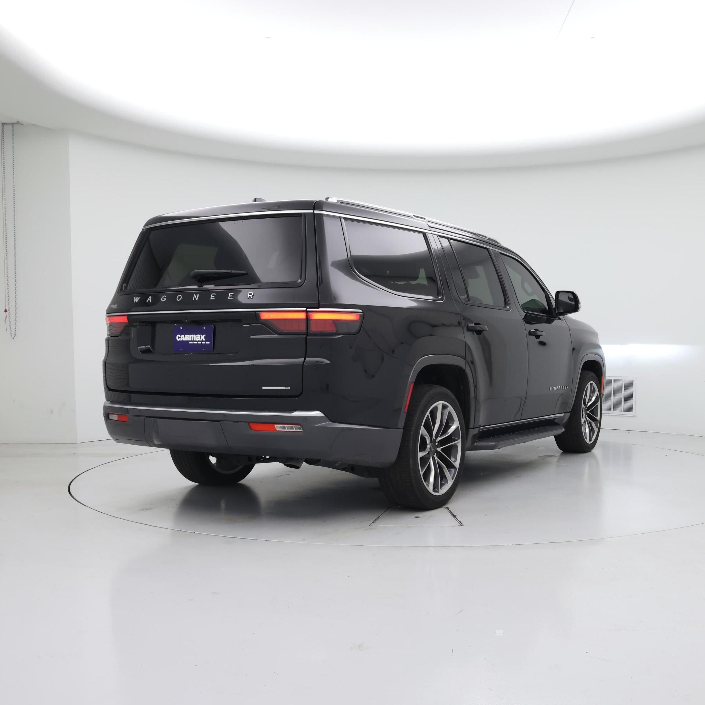 Thumbnail: 2022 Jeep Wagoneer - 8