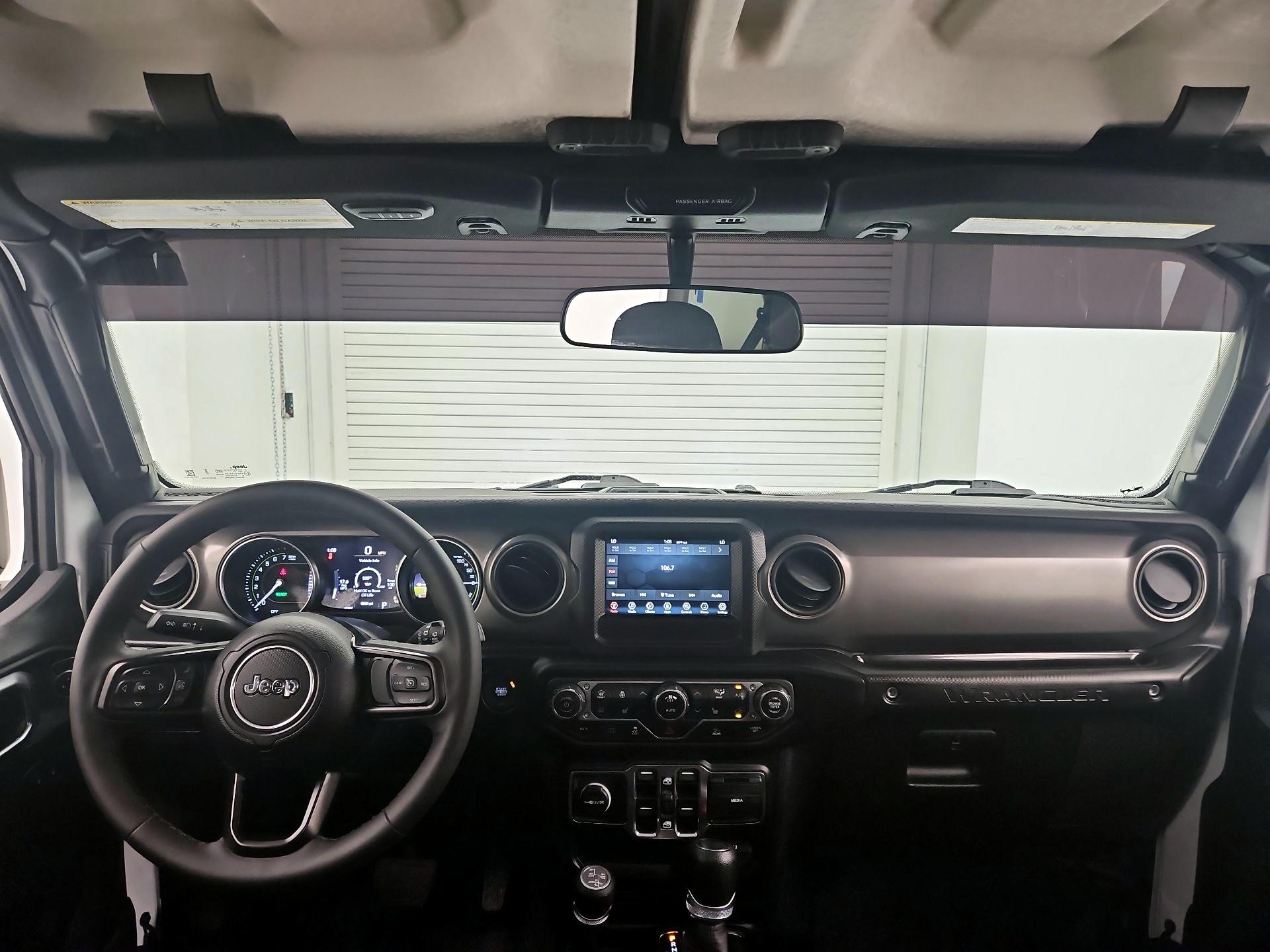 Thumbnail: 2023 Jeep Wrangler - 9