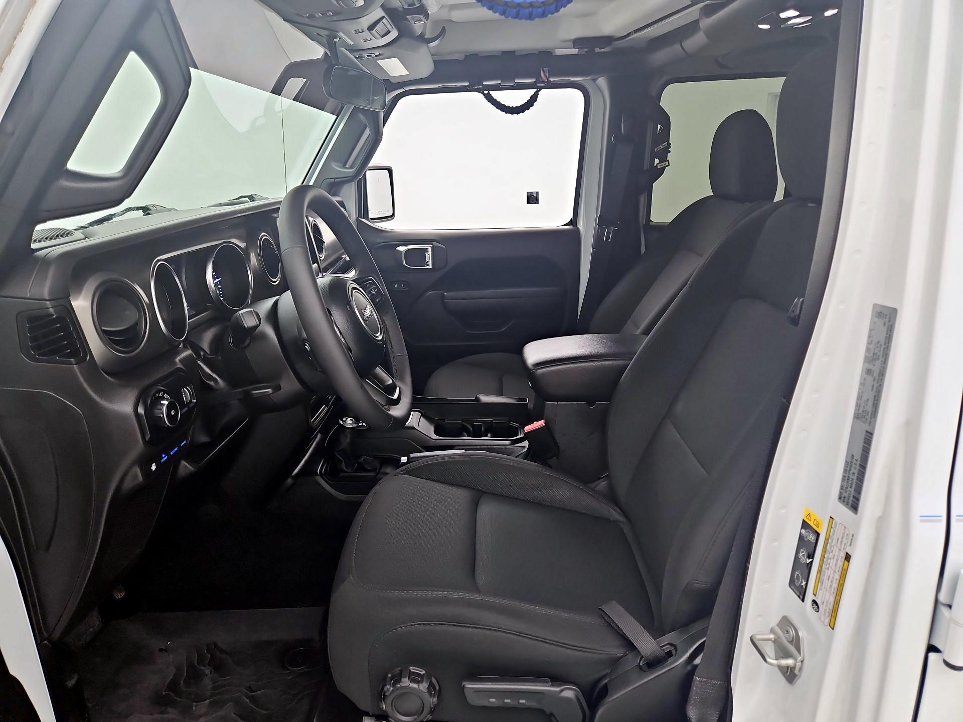 Thumbnail: 2023 Jeep Wrangler - 11