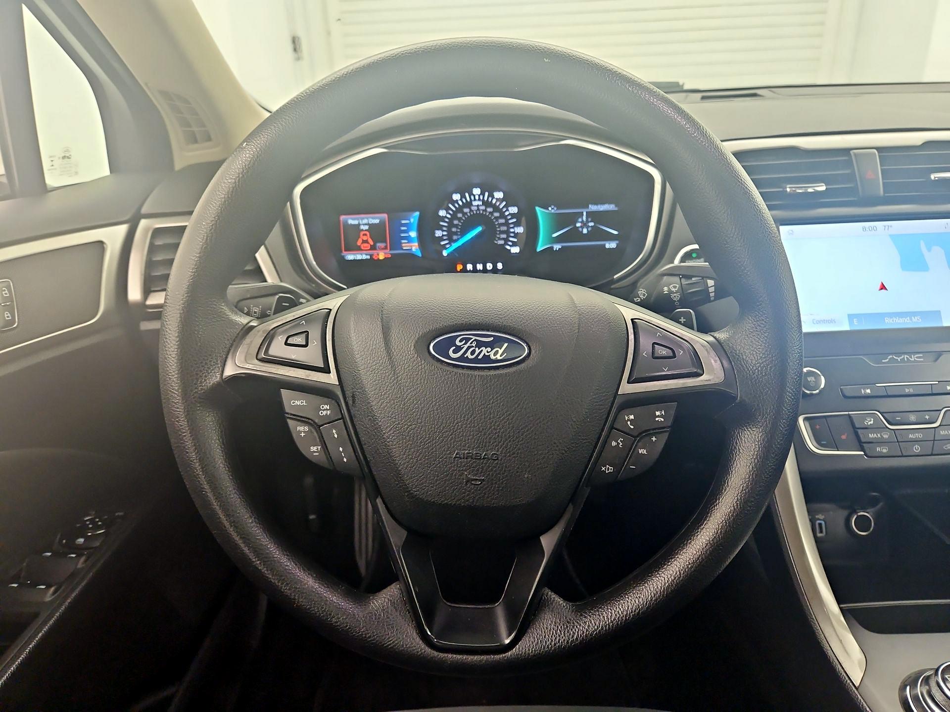 Thumbnail: 2020 Ford Fusion - 10