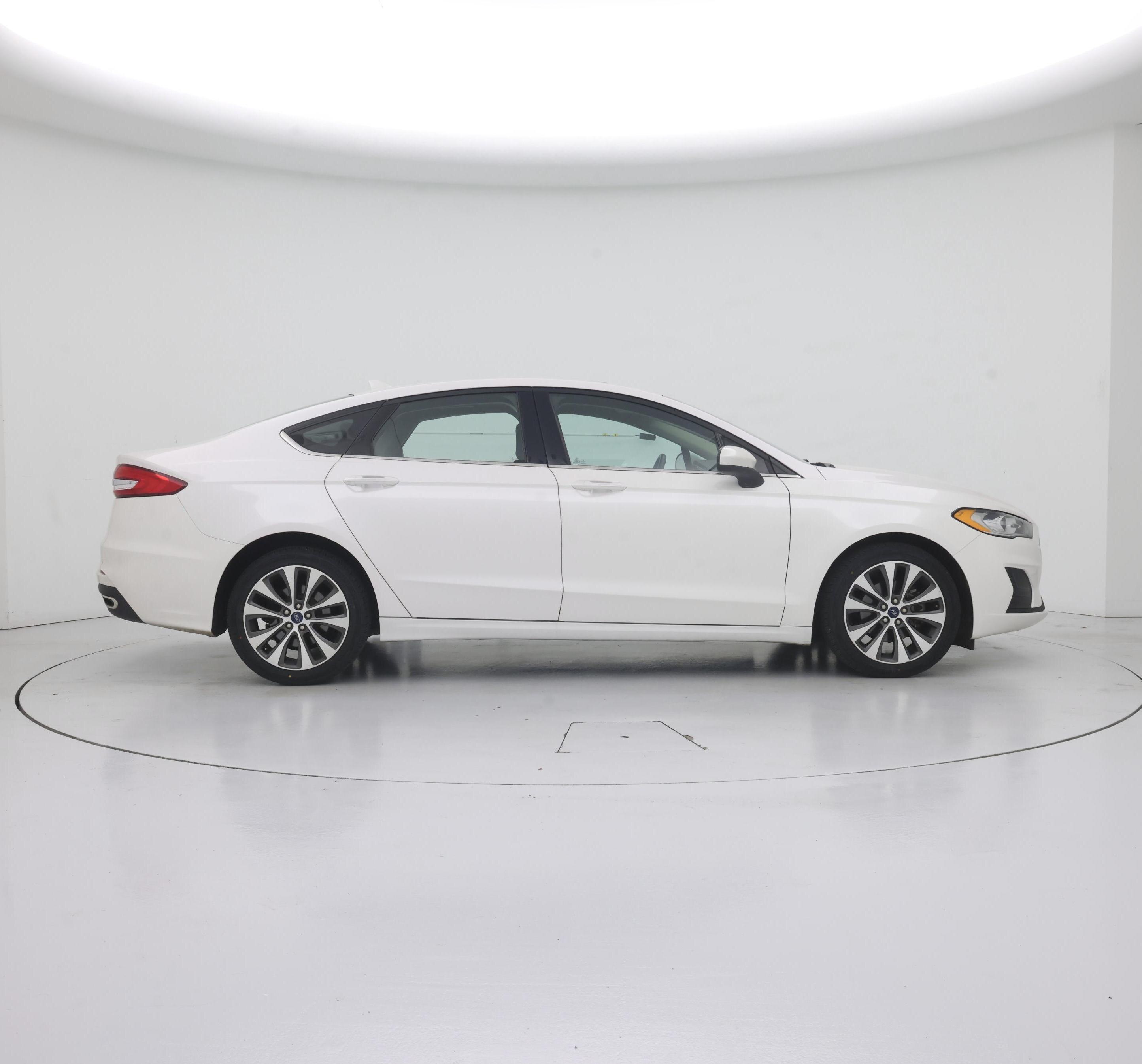 Thumbnail: 2020 Ford Fusion - 7