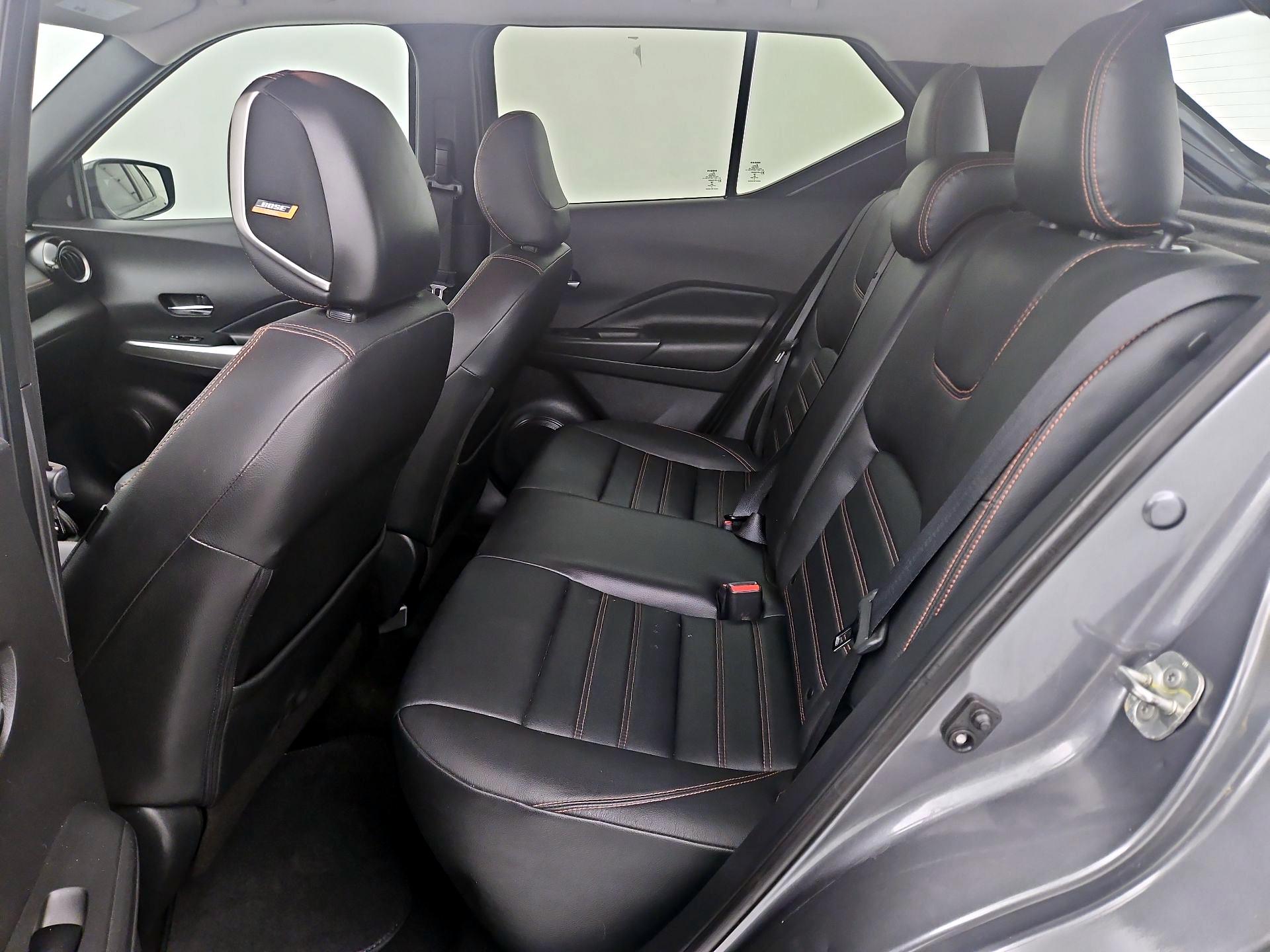 Thumbnail: 2019 Nissan Kicks - 17